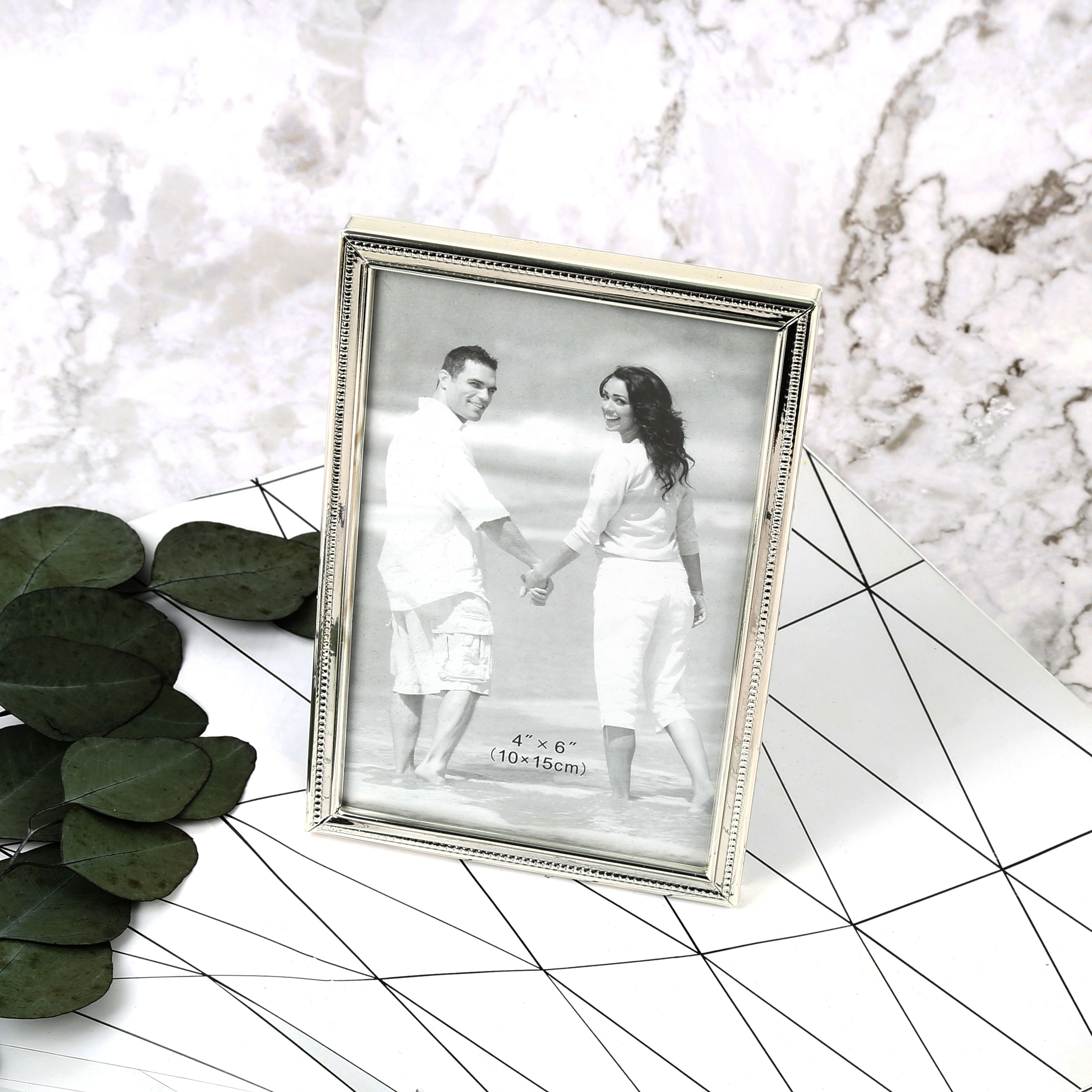 European-style Pinduoduo wall paintings, simple and classical, foreign trade stainless steel aluminum alloy metal, Amazon brushed decorative paintings, photos, photo frames, picture frames, factory direct sales details Picture