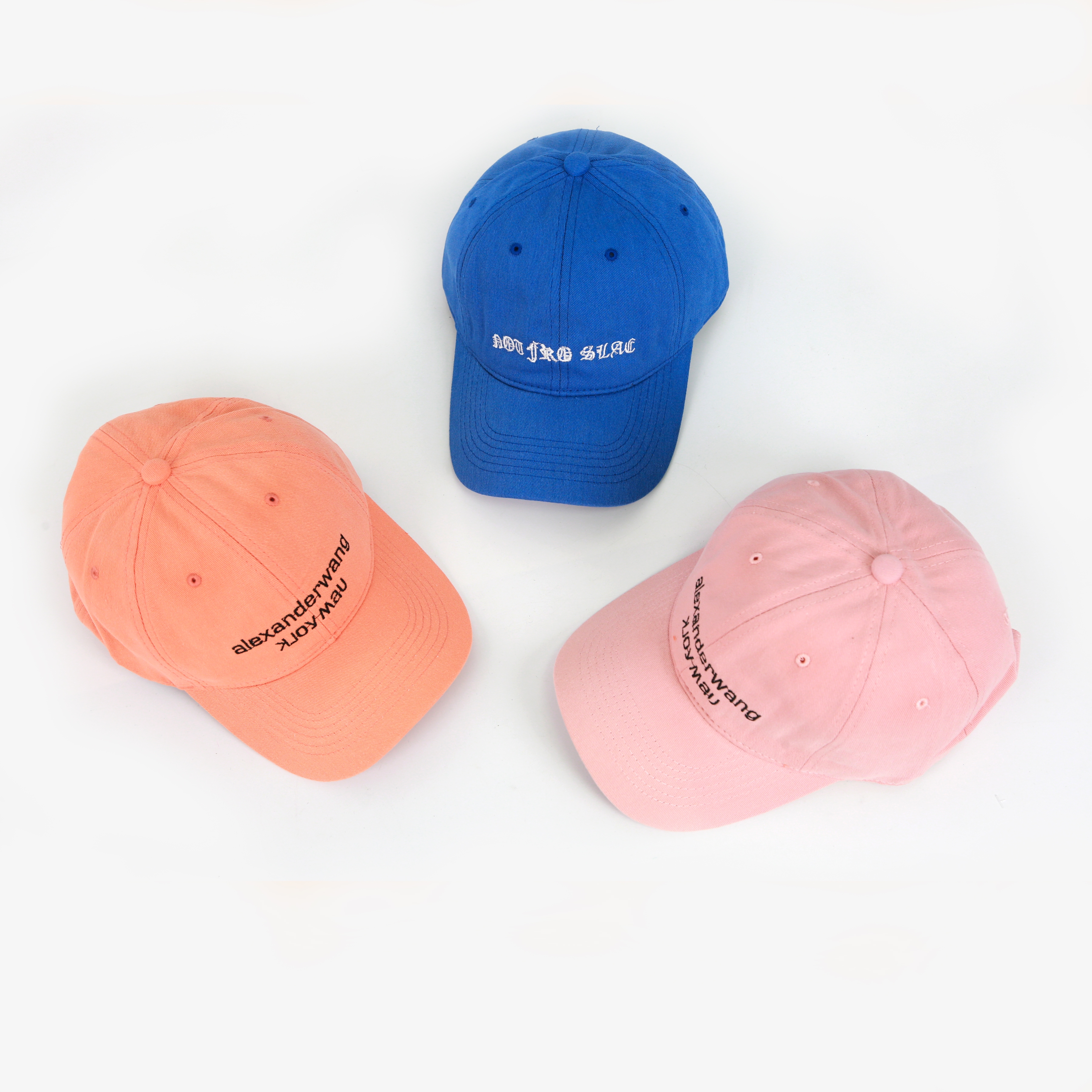 Korean-style curved eyebrow baseball caps for both men and women, fashionable sun hats Application Scenario