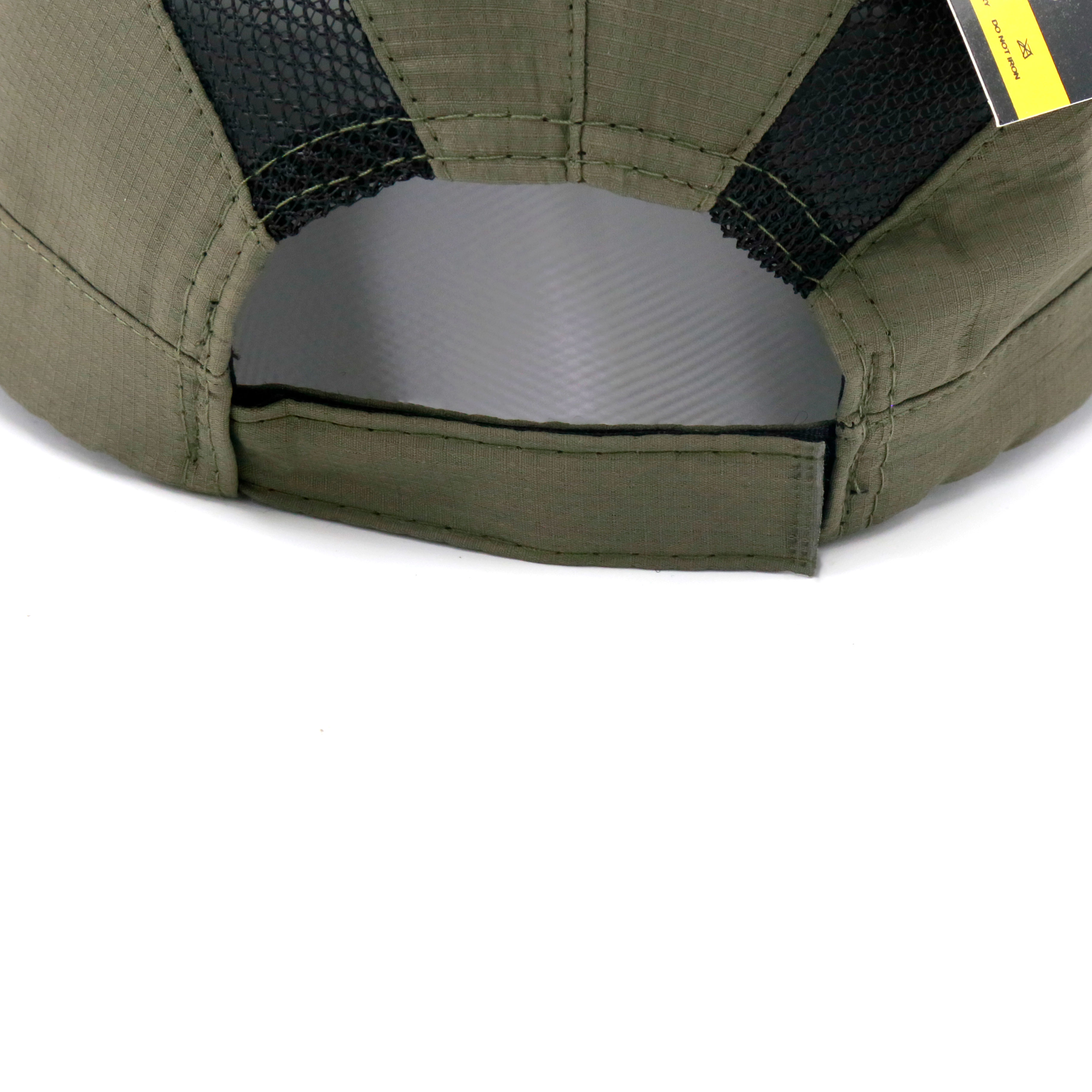 Outdoor quick-drying breathable baseball cap with a mesh brim and magic buckle Application Scenario