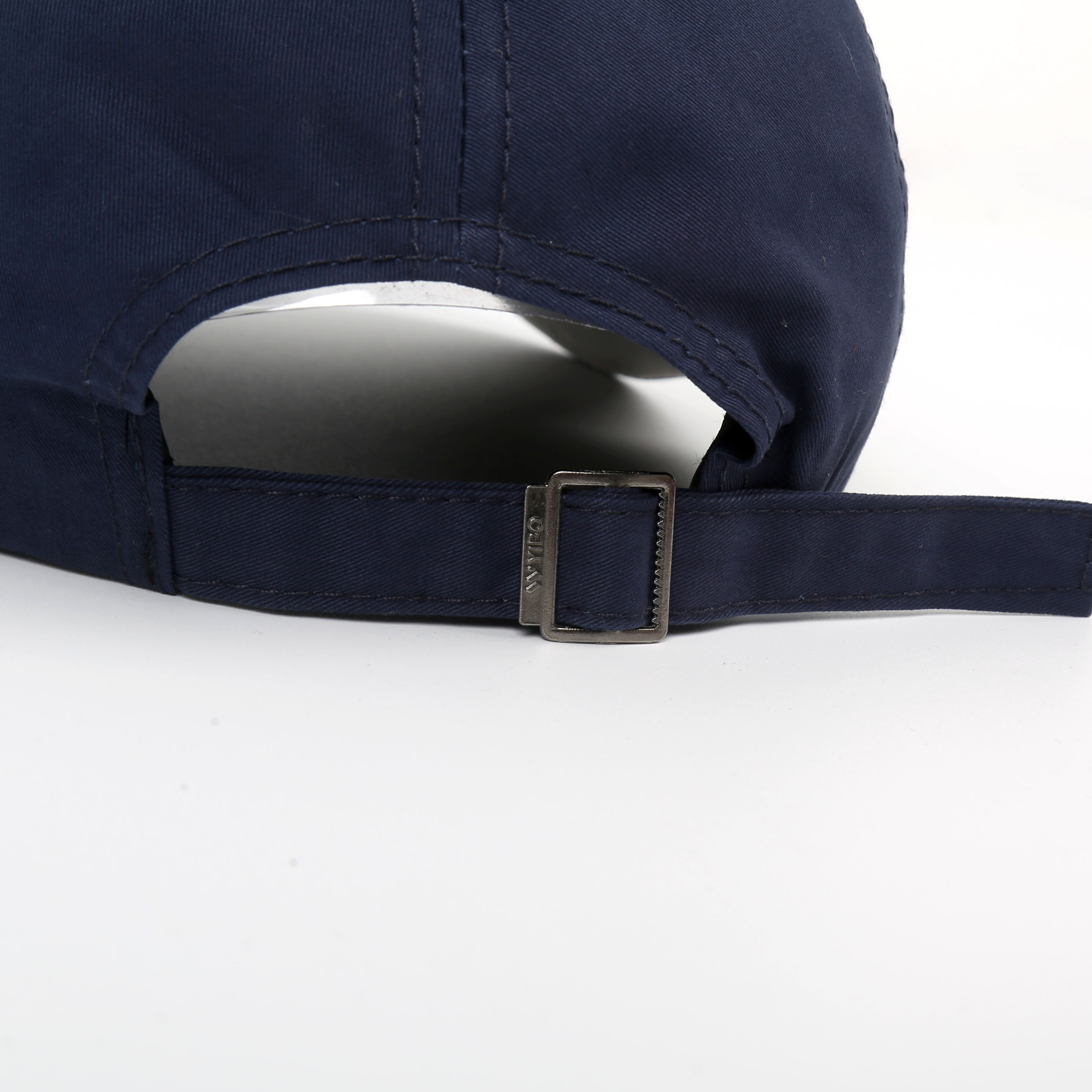 European and American style large logo English embroidered baseball cap, thin cotton sun hat Item Picture