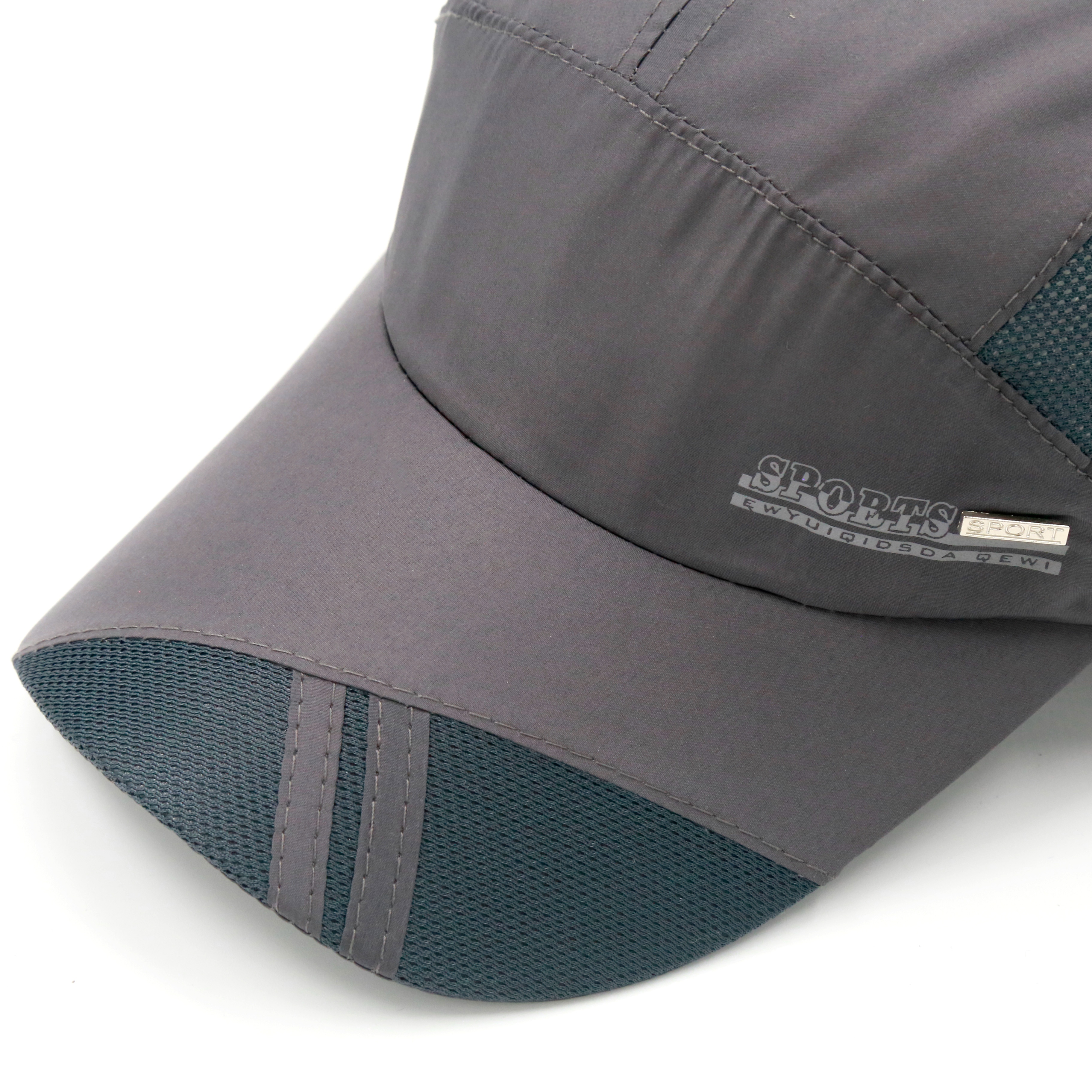 An outdoor breathable baseball cap with a side grid and two diagonal bars Specification image
