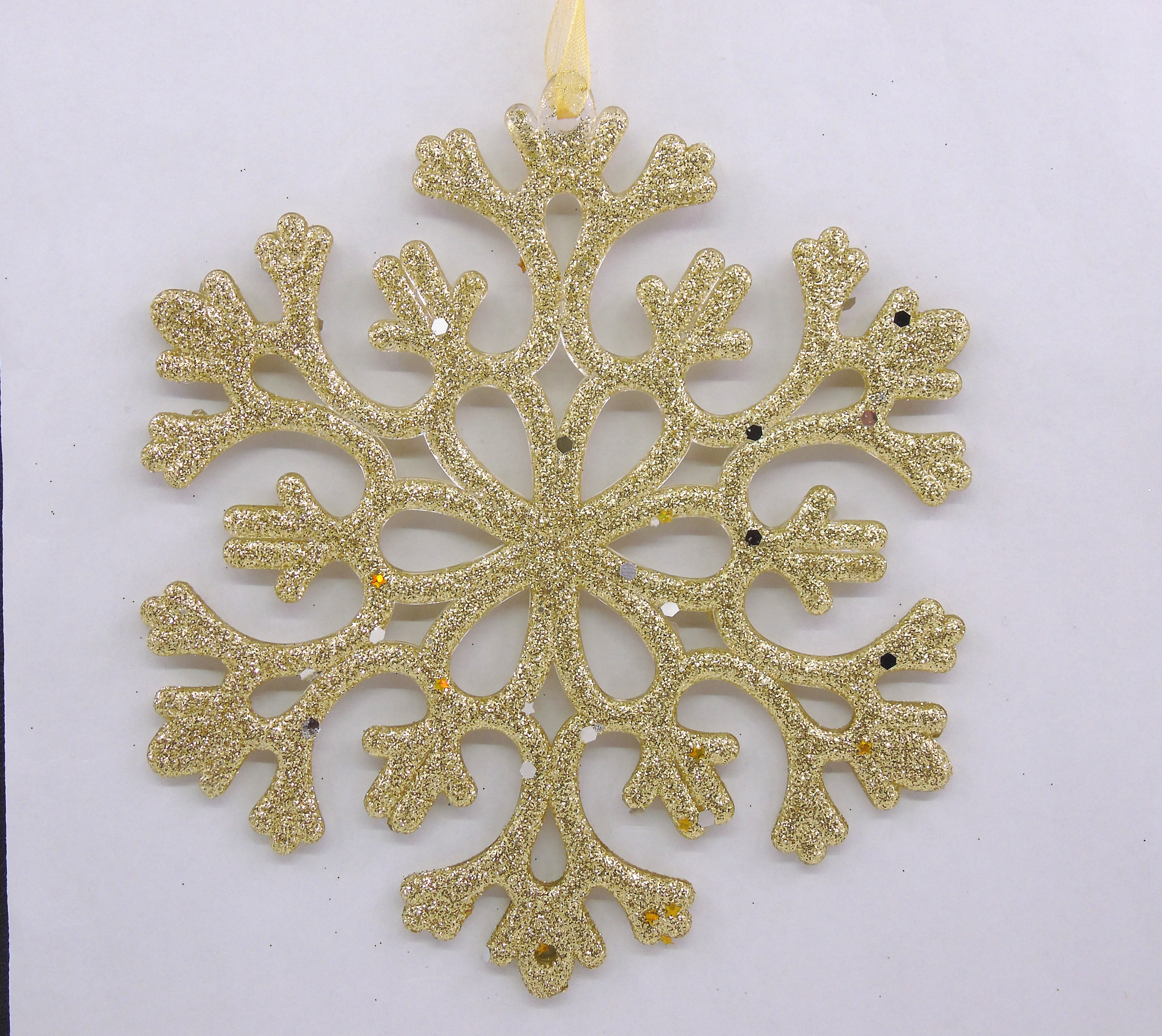 15CM Christmas snowflake acrylic pendant decoration Application Scenario