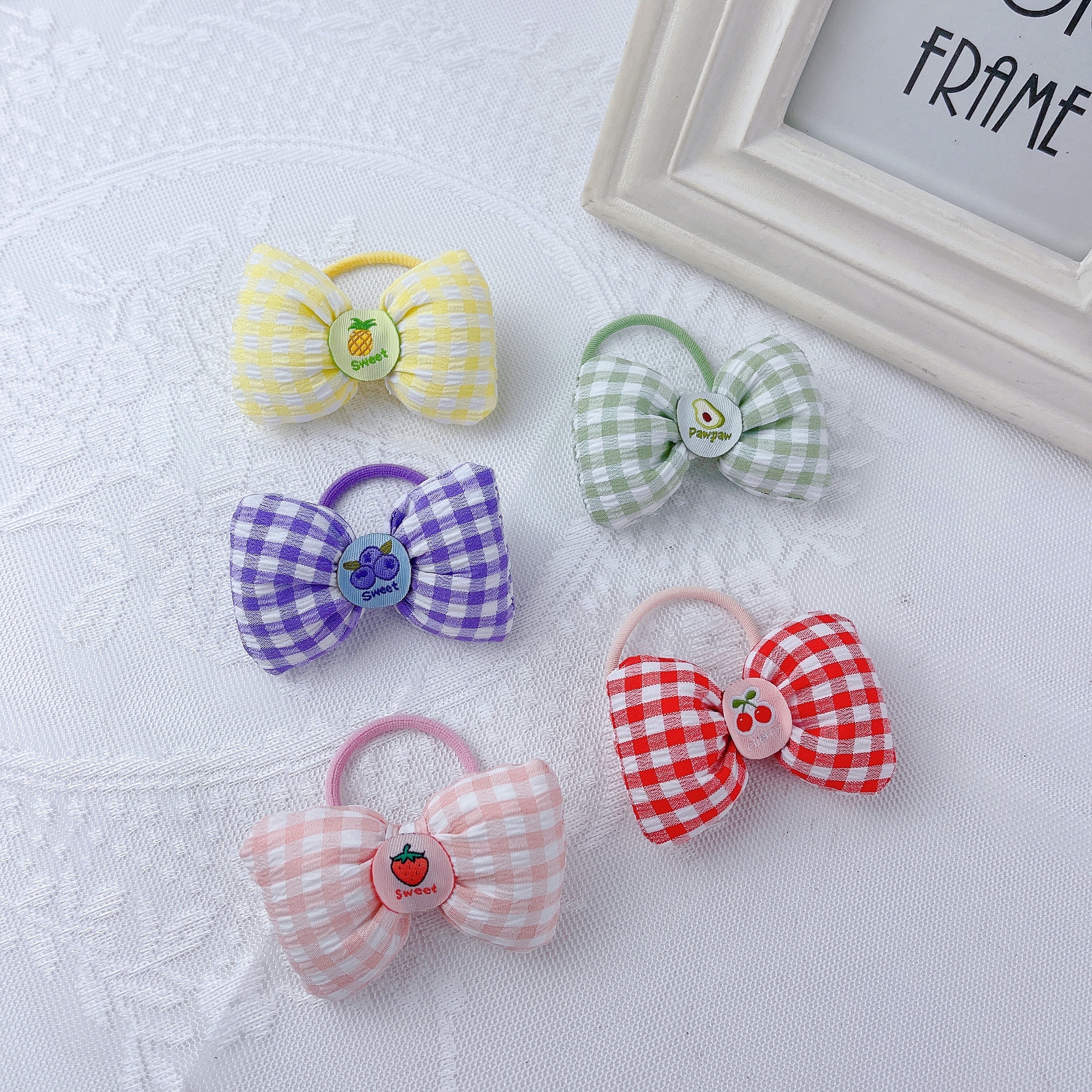 Fresh and clean checkered pattern - Fruit label tie rubber band