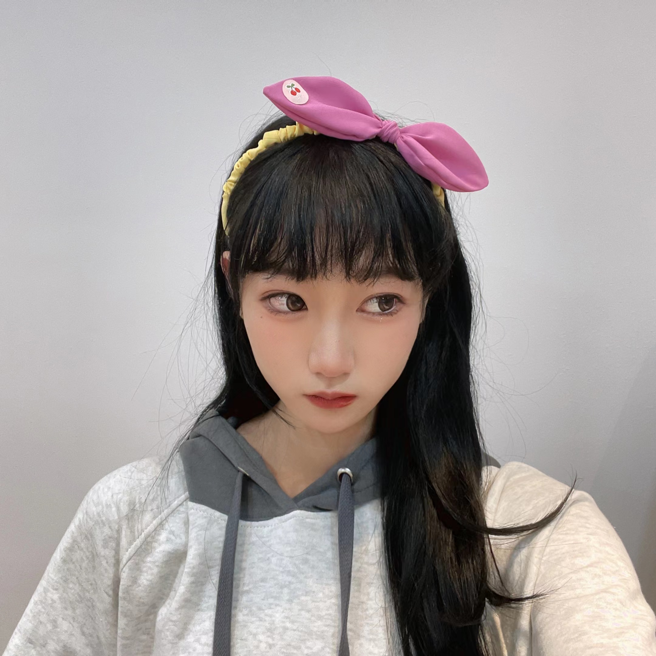Trendy brand girl - Rabbit Ear Hair band Application Scenario