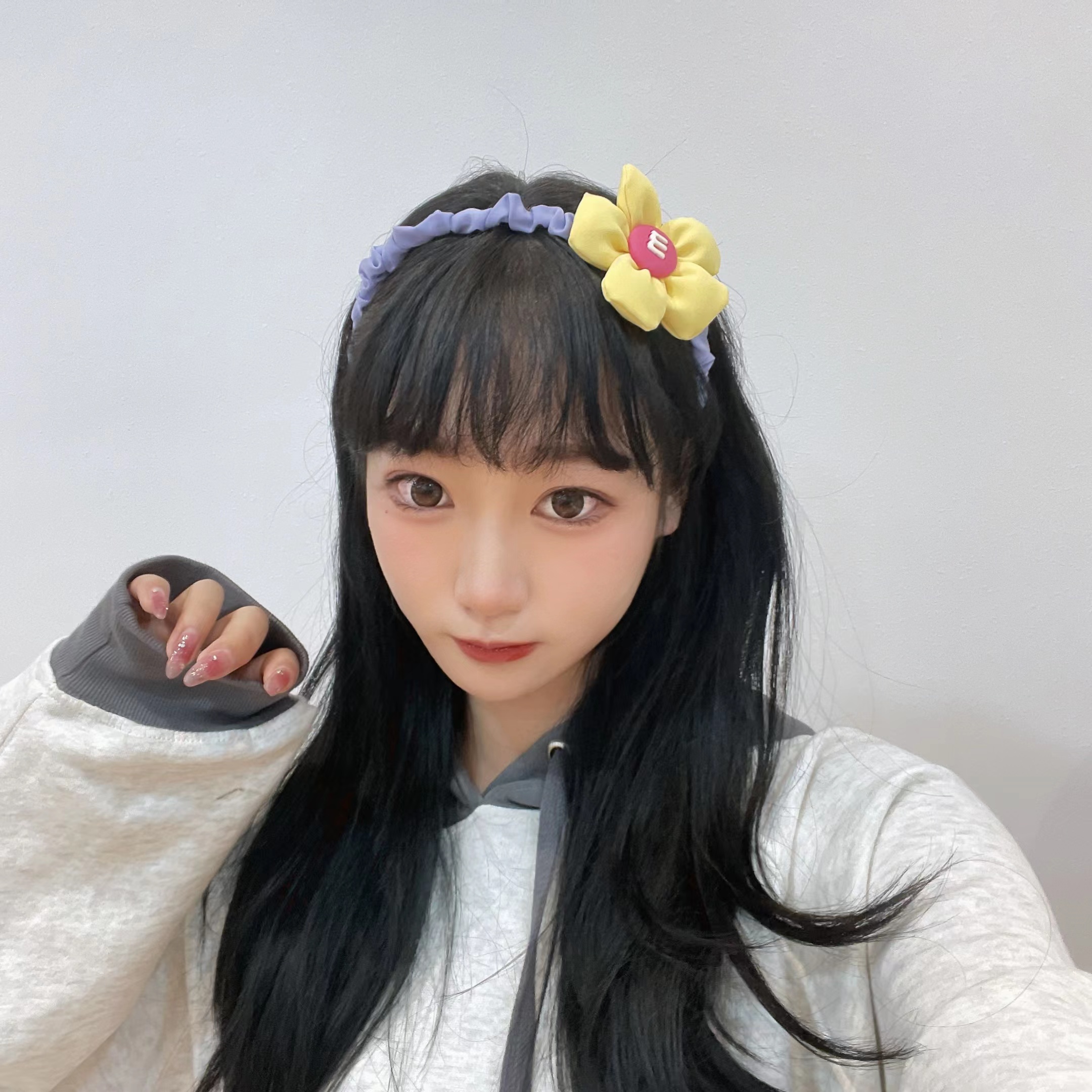 Trendy brand girl - Five-petal flower hair band details Picture