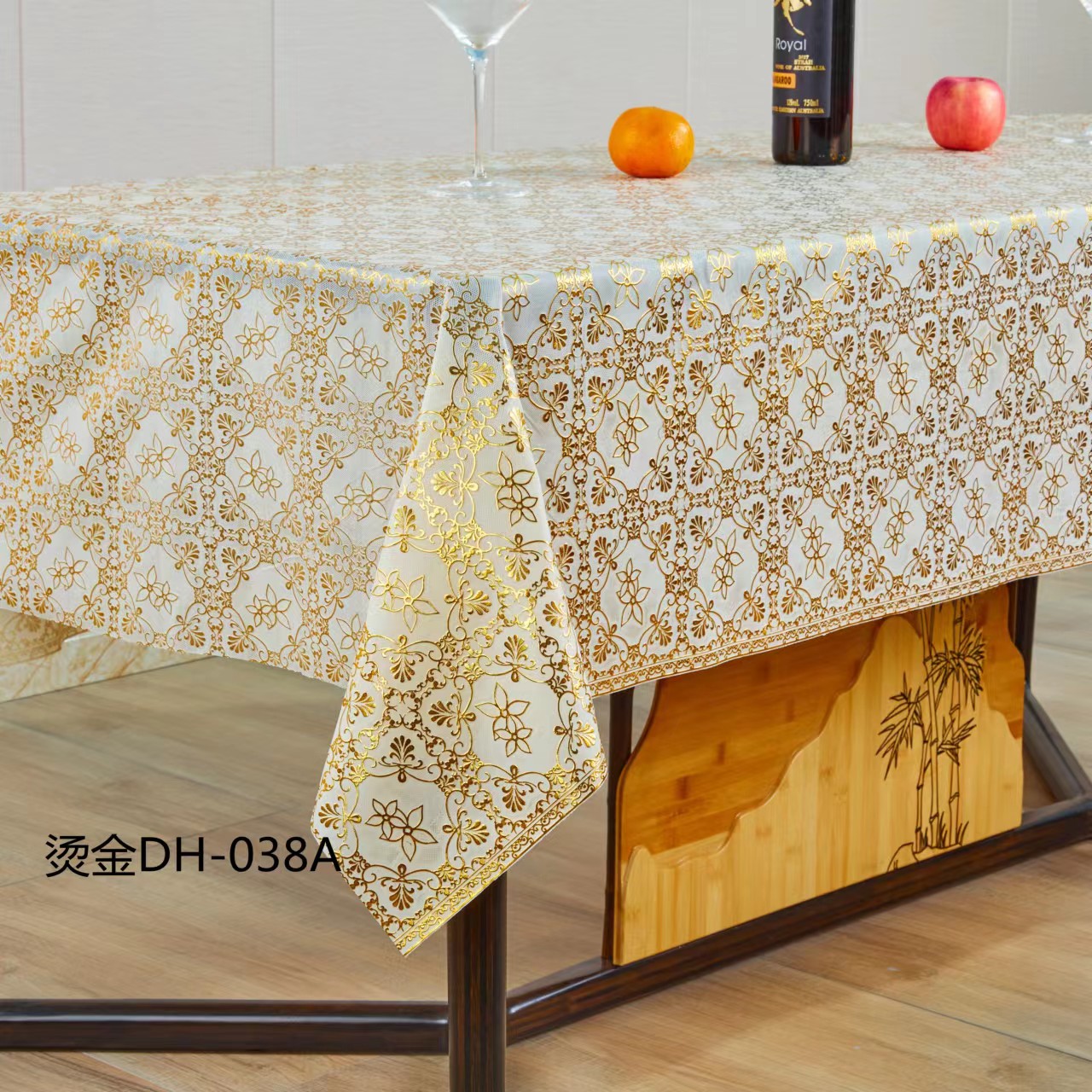 PVC gold and silver embossed lace tablecloth, European classic and fashionable floral home tablecloth, hotel decoration, waterproof and no-wash tablecloth
