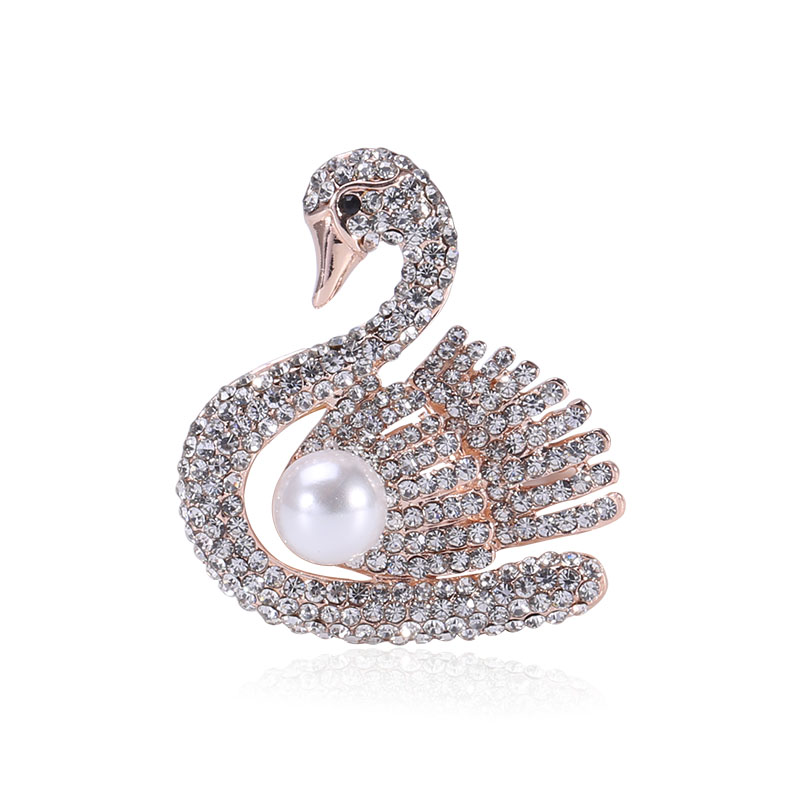 Factory direct sales, popular in foreign trade, high-end new brooches paired with mother-of-pearl swan, luxurious high-end crystal pins from Europe and America, pearl coats, corsages, and gifts for mothers Item Picture