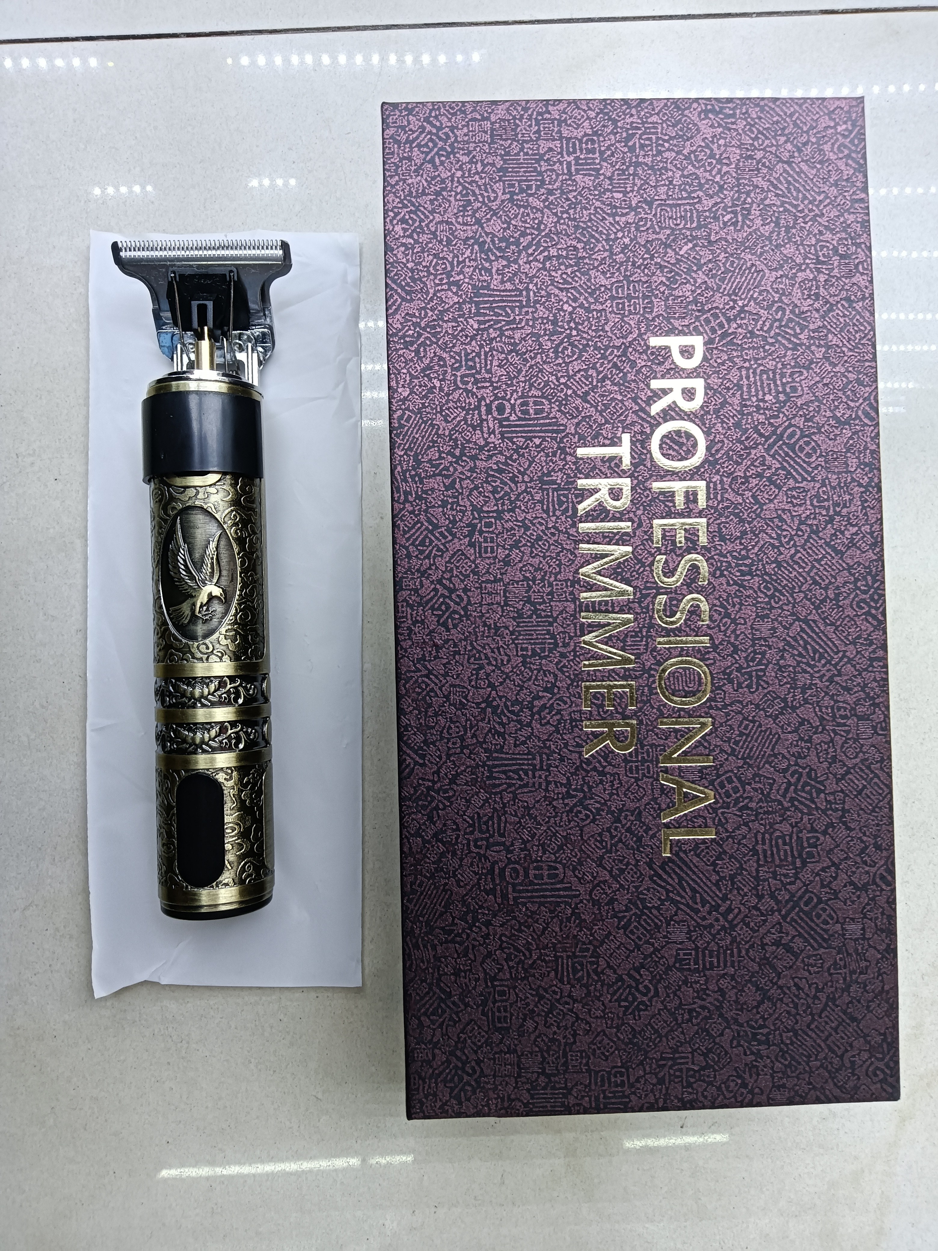 Oil-head engraving scissors