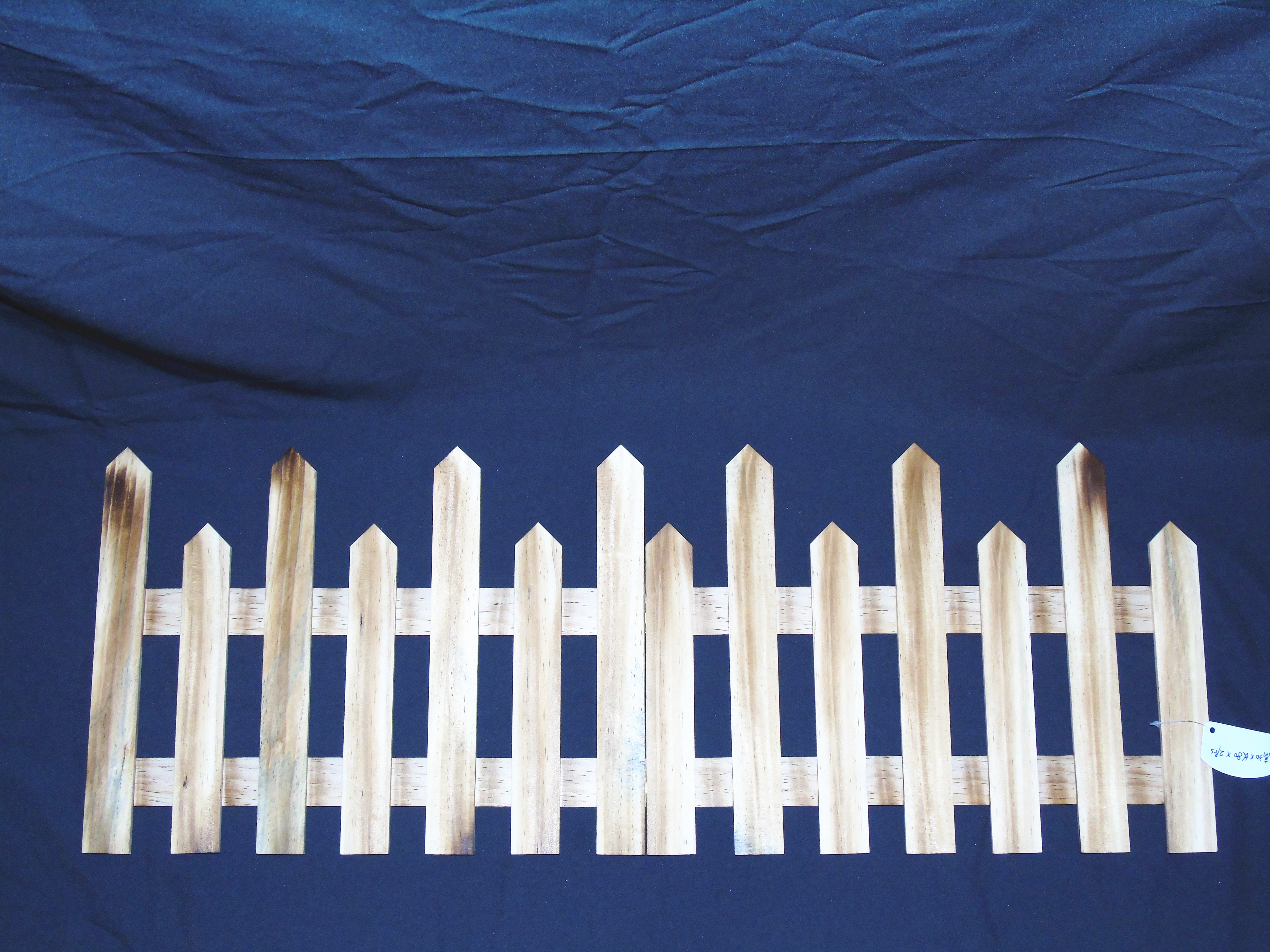 50X80CM Christmas wooden fence in natural wood color Specification image