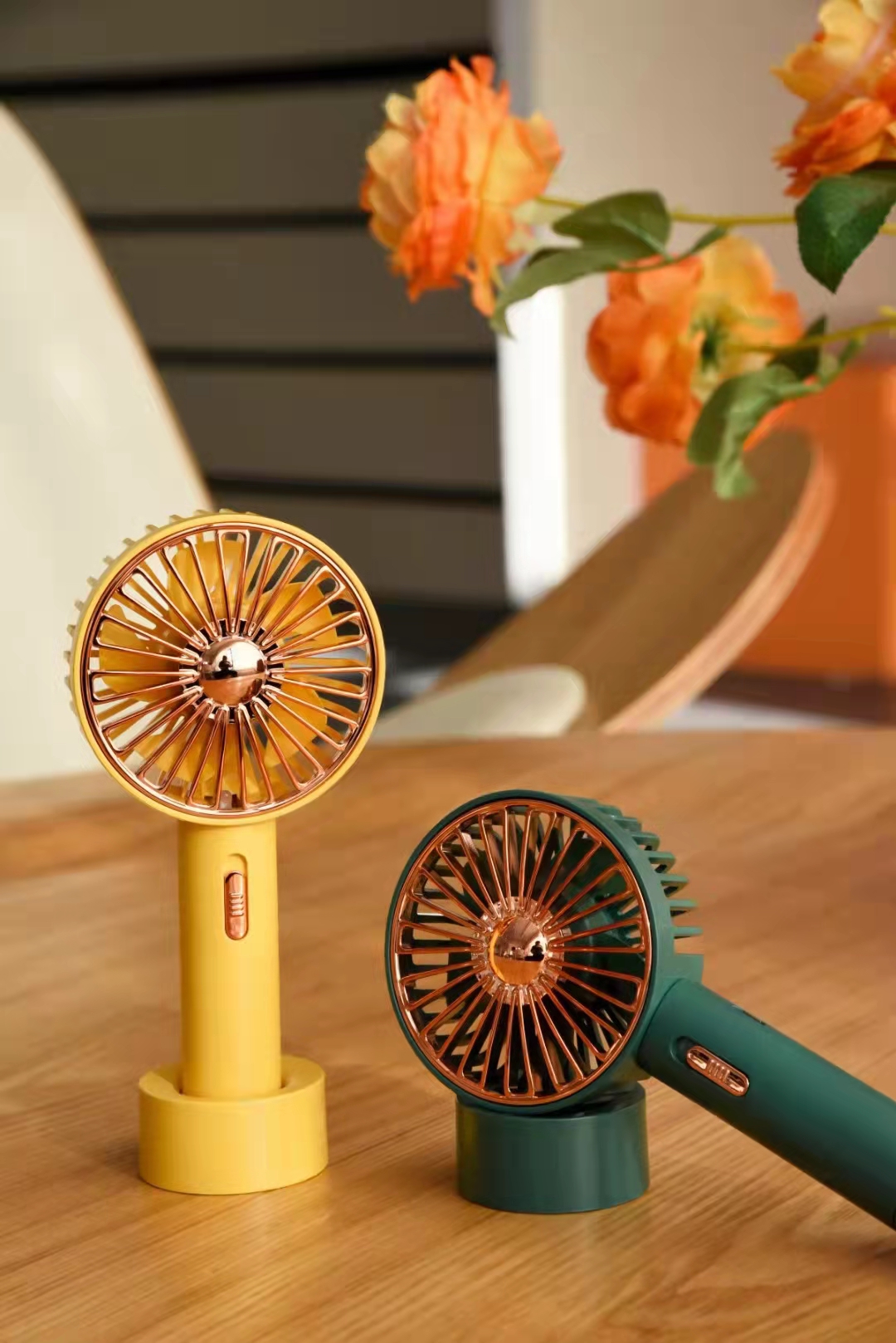 YM88101-1 Retro handheld Fan with light