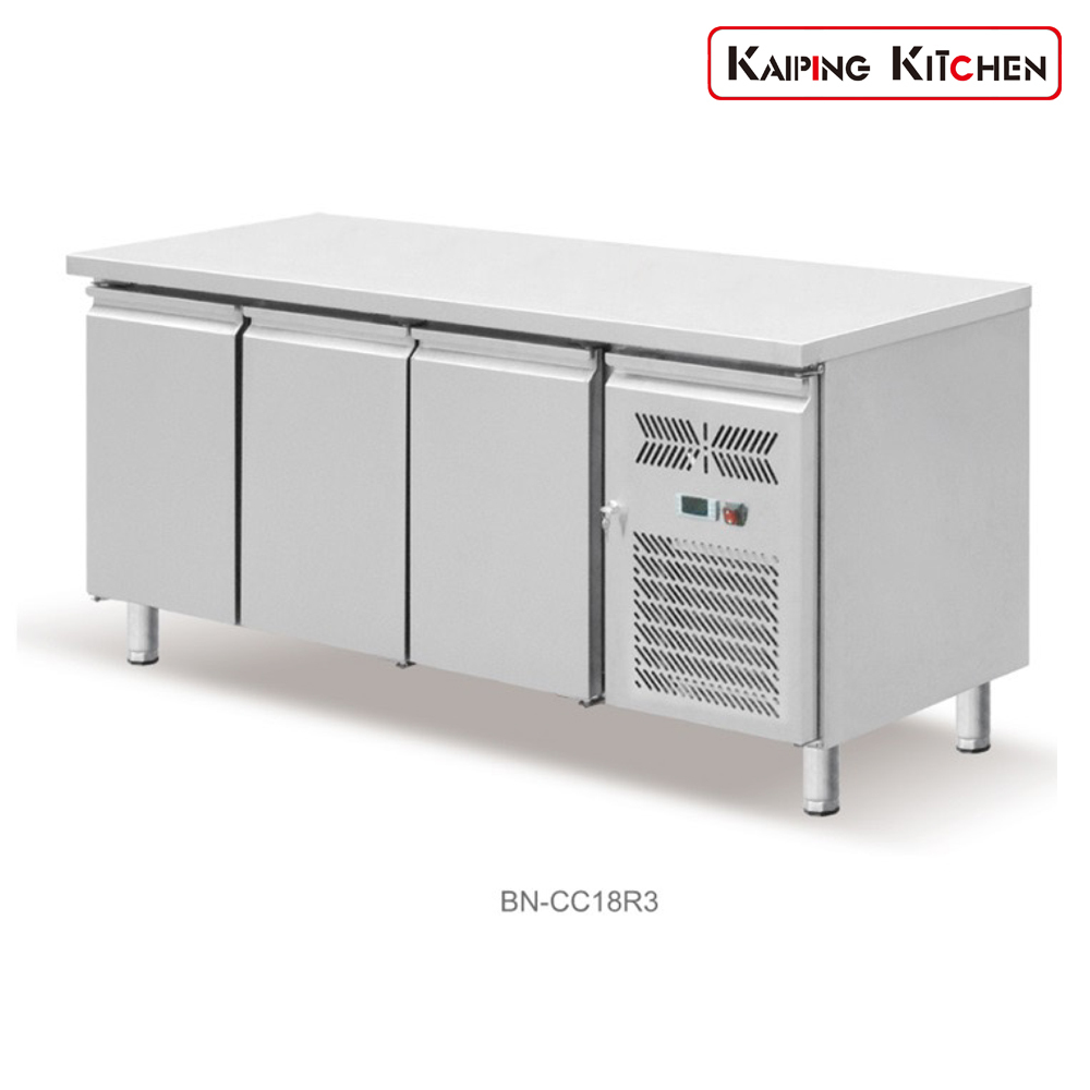 欧洲款平台冷柜古恩柜台冷却器和冰箱门内和门外均采用钢制楼梯，门底部有圆角，方便每个门安装一个门架。适用于CN 1/1