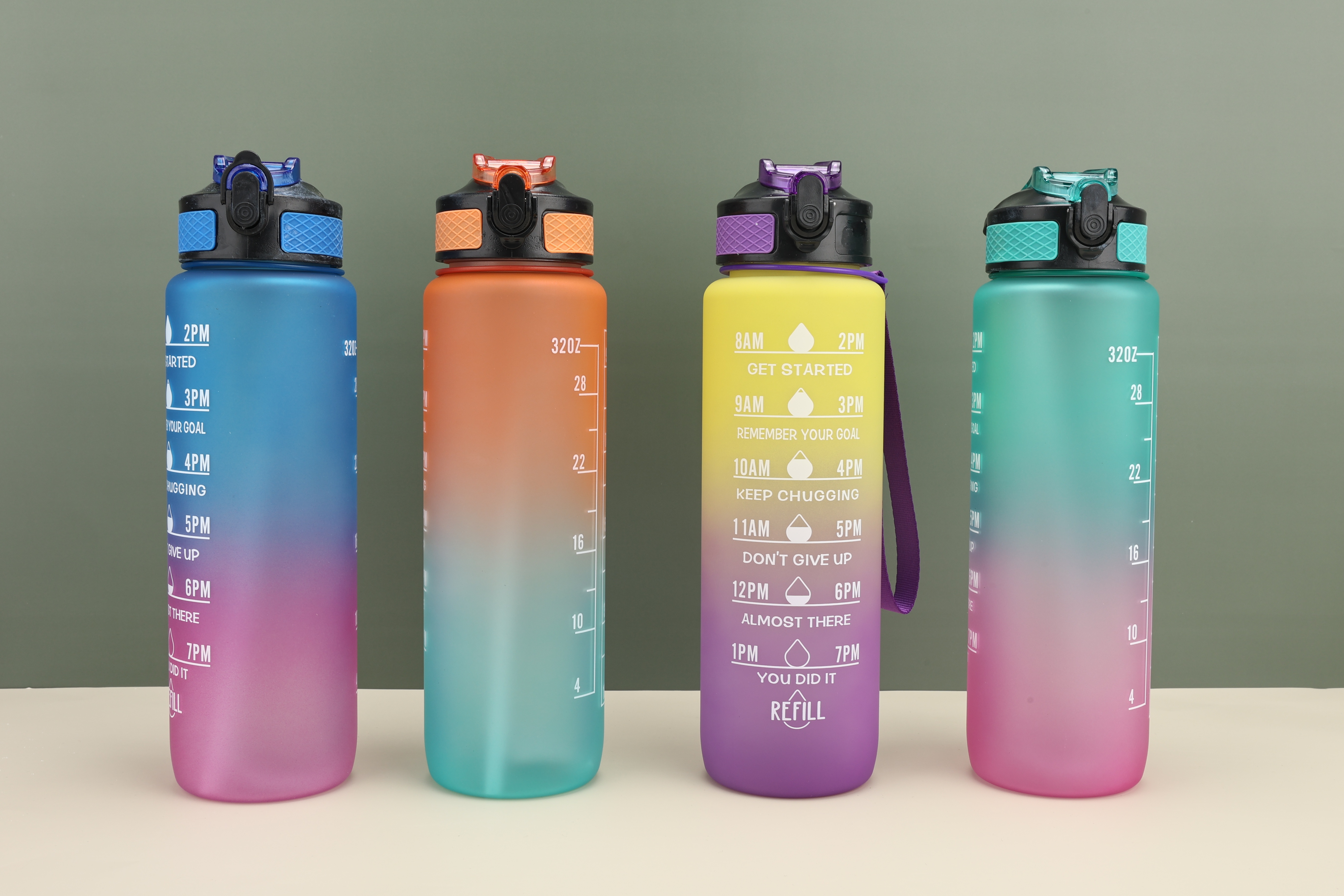 运动渐变弹跳水杯