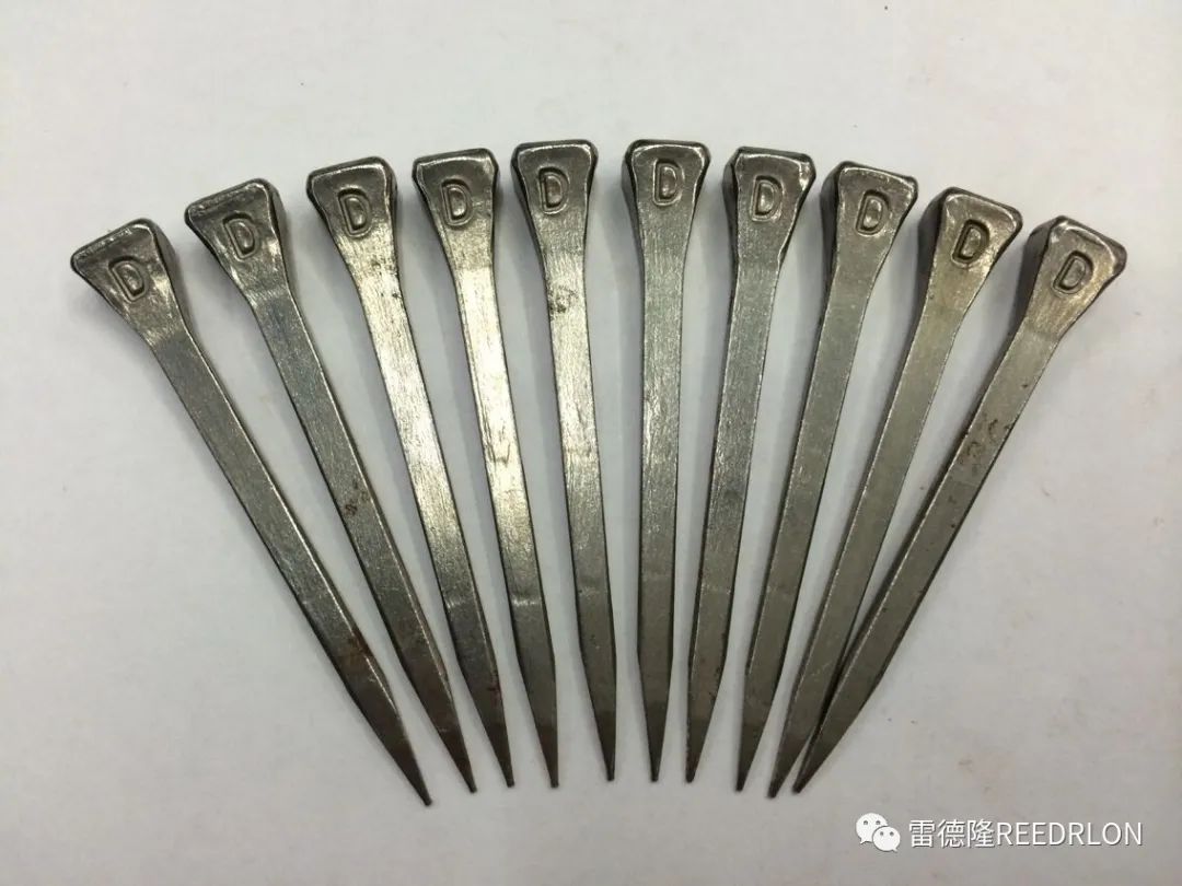 雷德隆马蹄钉 / REEDRLON House Nail