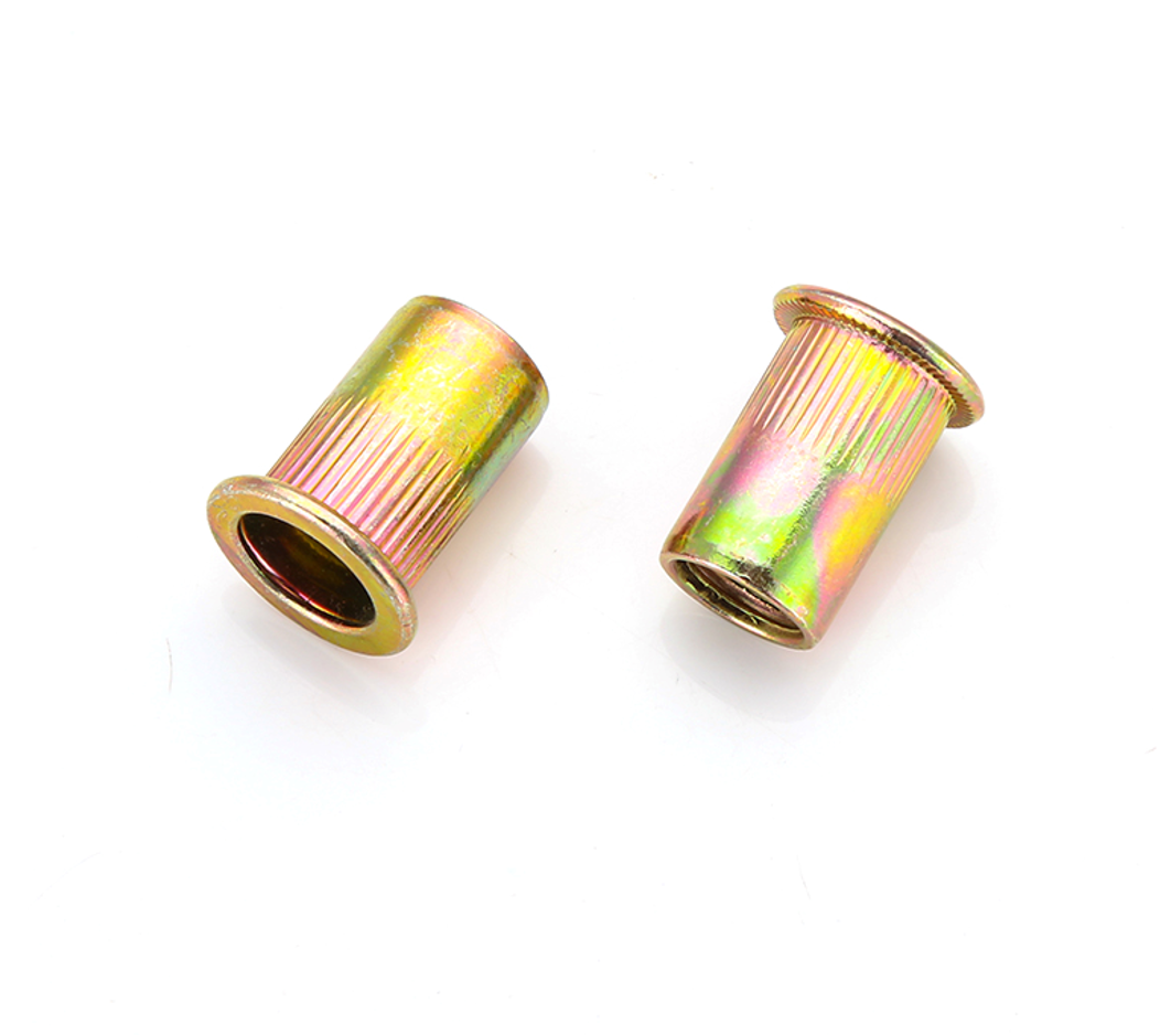 拉铆螺母产品图