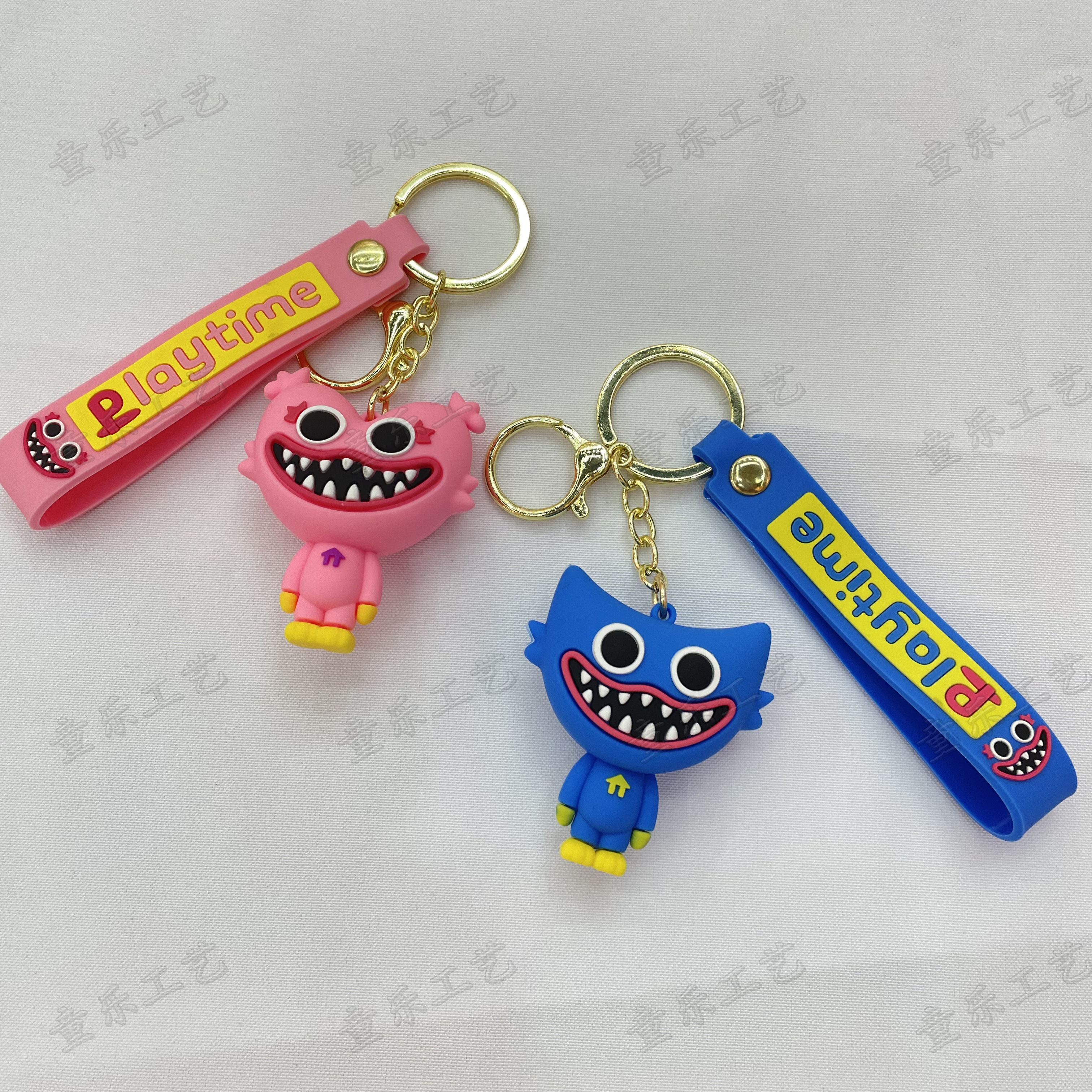 钥匙扣/手机挂件/波比挂件白底实物图