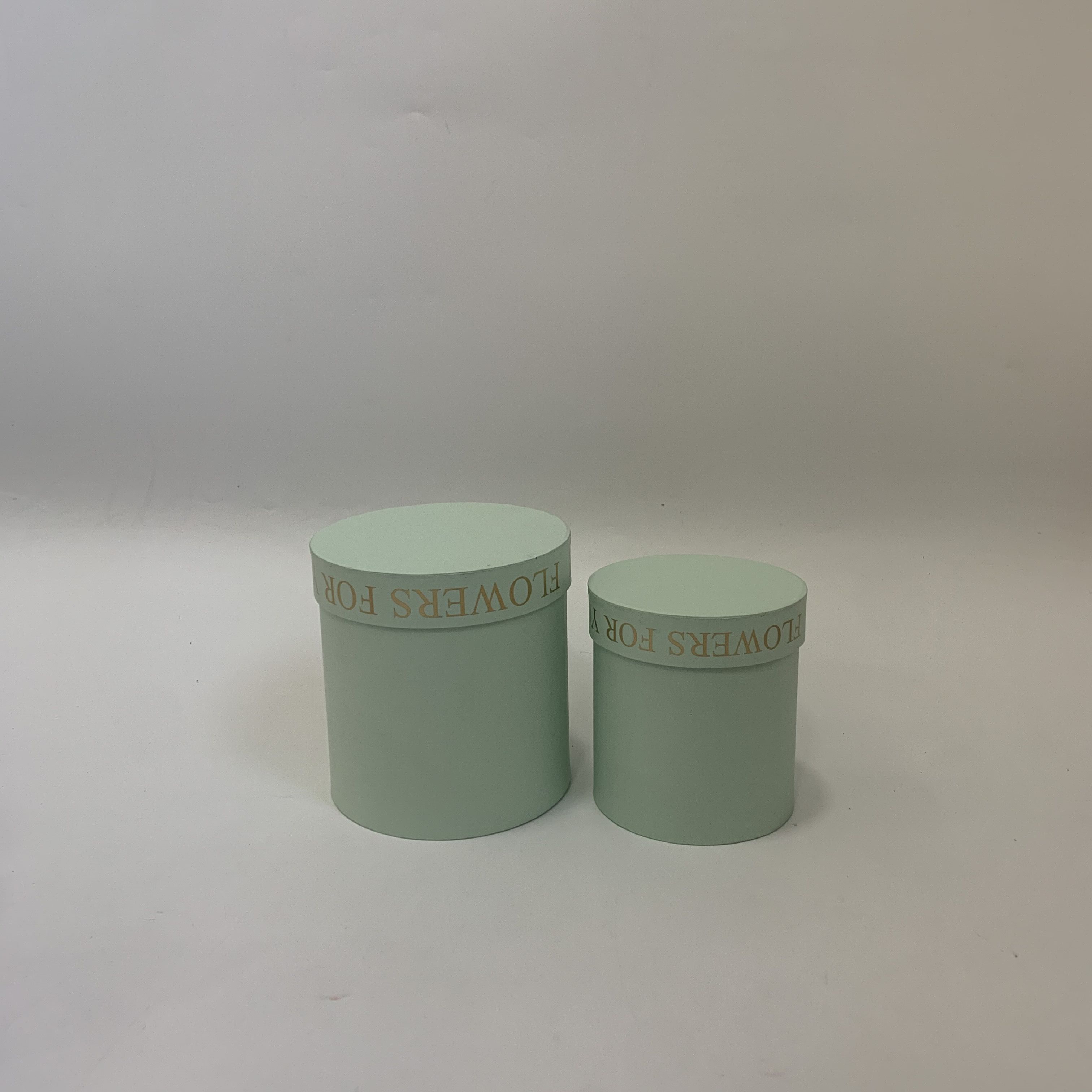 Vina Simple and elegant solid color set two-piece gift box, hug bucket gift box, gift packaging box, wedding gift box, hand-held gift box, present box Application Scenario