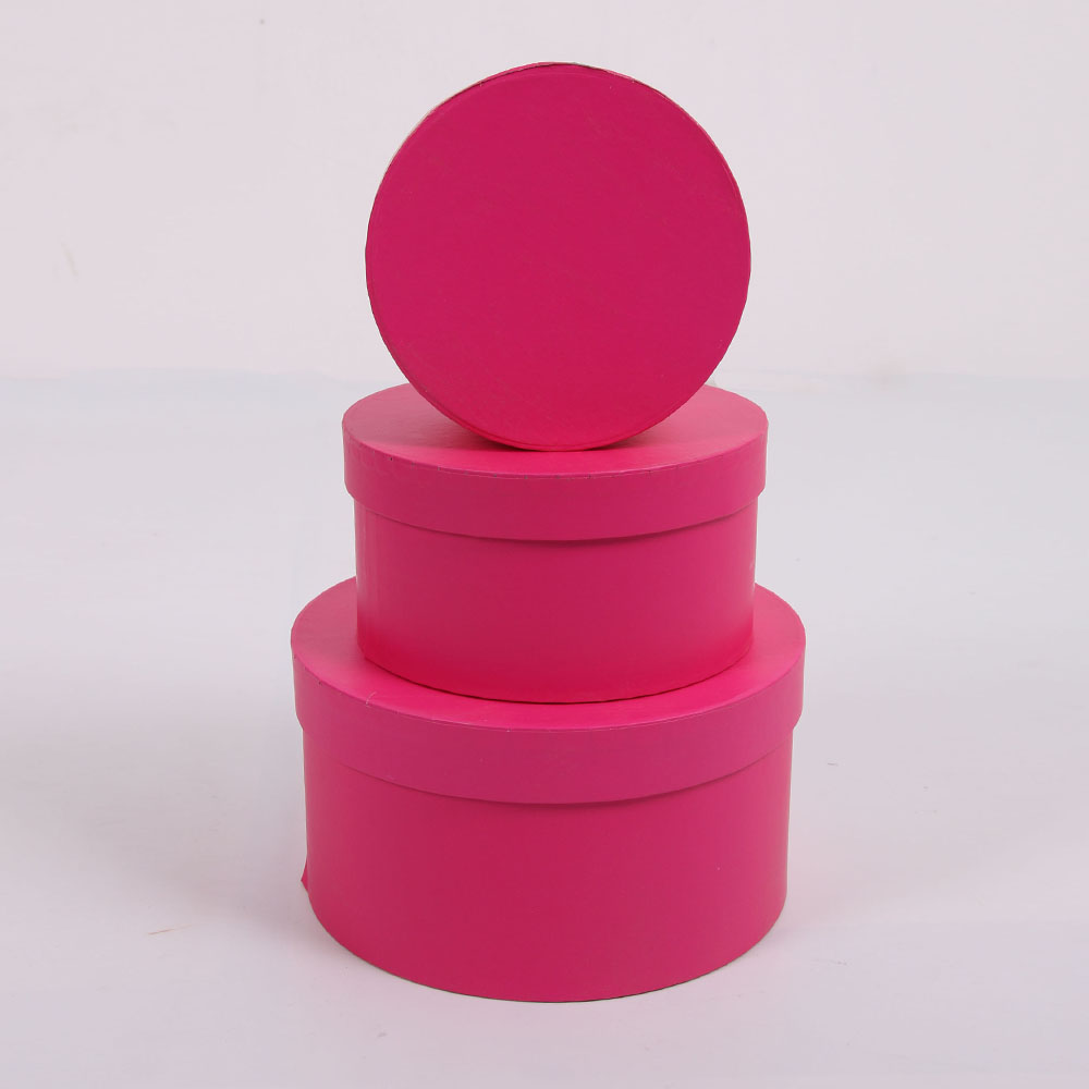 2247# Shihao Valentine's Day Set: Three-Hug Bucket Flower Gift Box, Round Flower Box Set, Rose Cylinder Gift Packaging Box Application Scenario