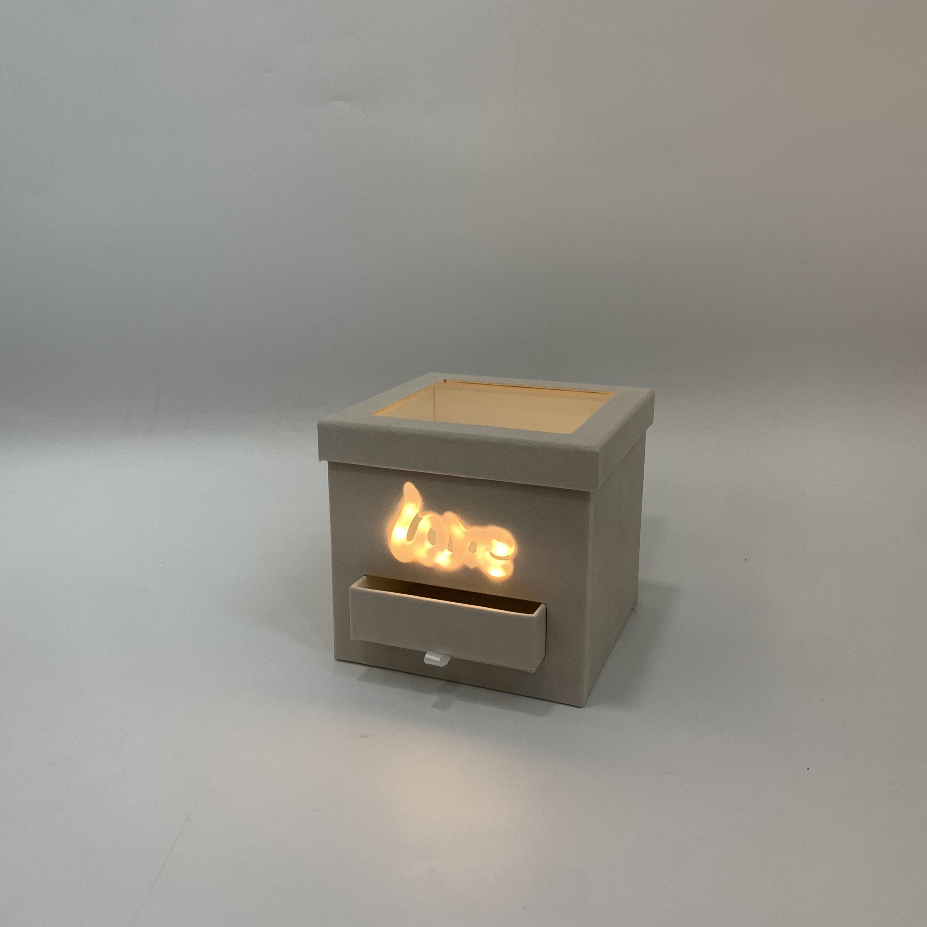 Vina square hollowed-out single box with light, gift box, gift packaging box, wedding gift box, hand-held gift box, present box details Picture