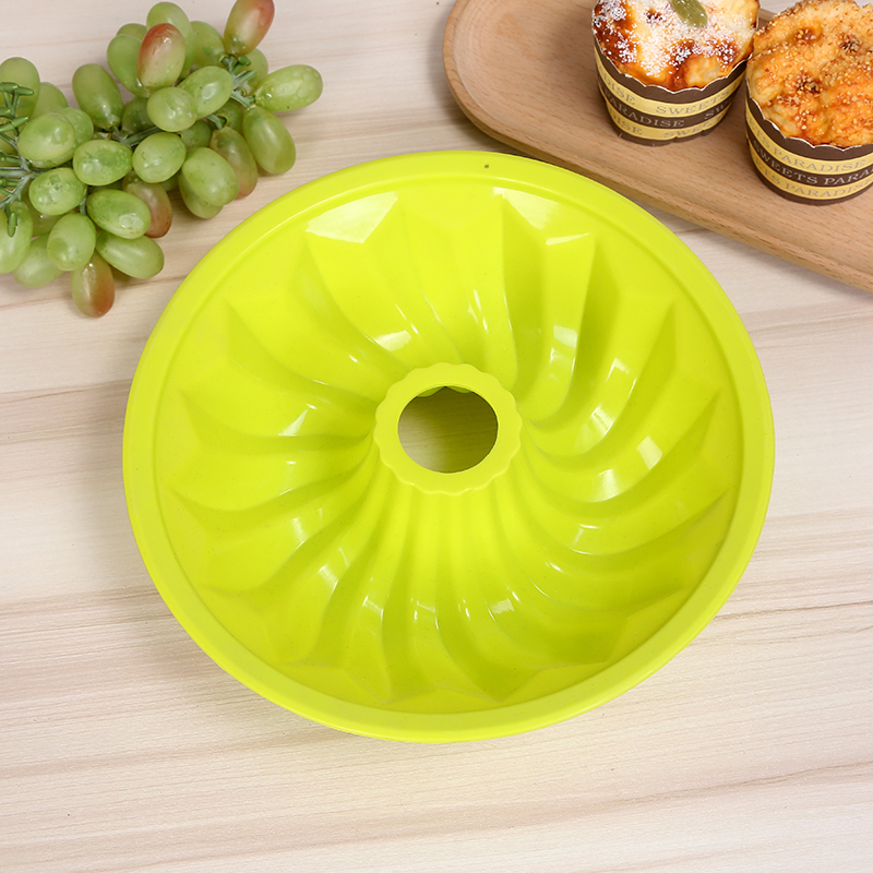 Baking cake mold