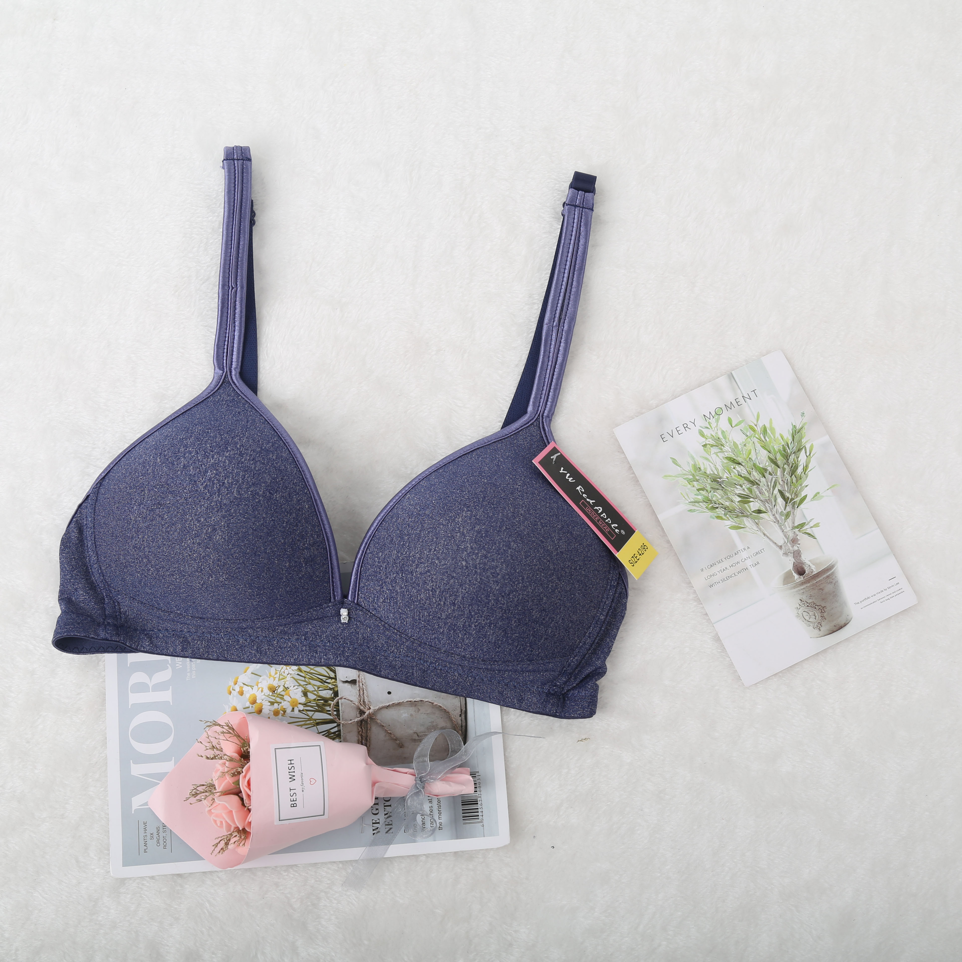 无钢圈文胸实物图