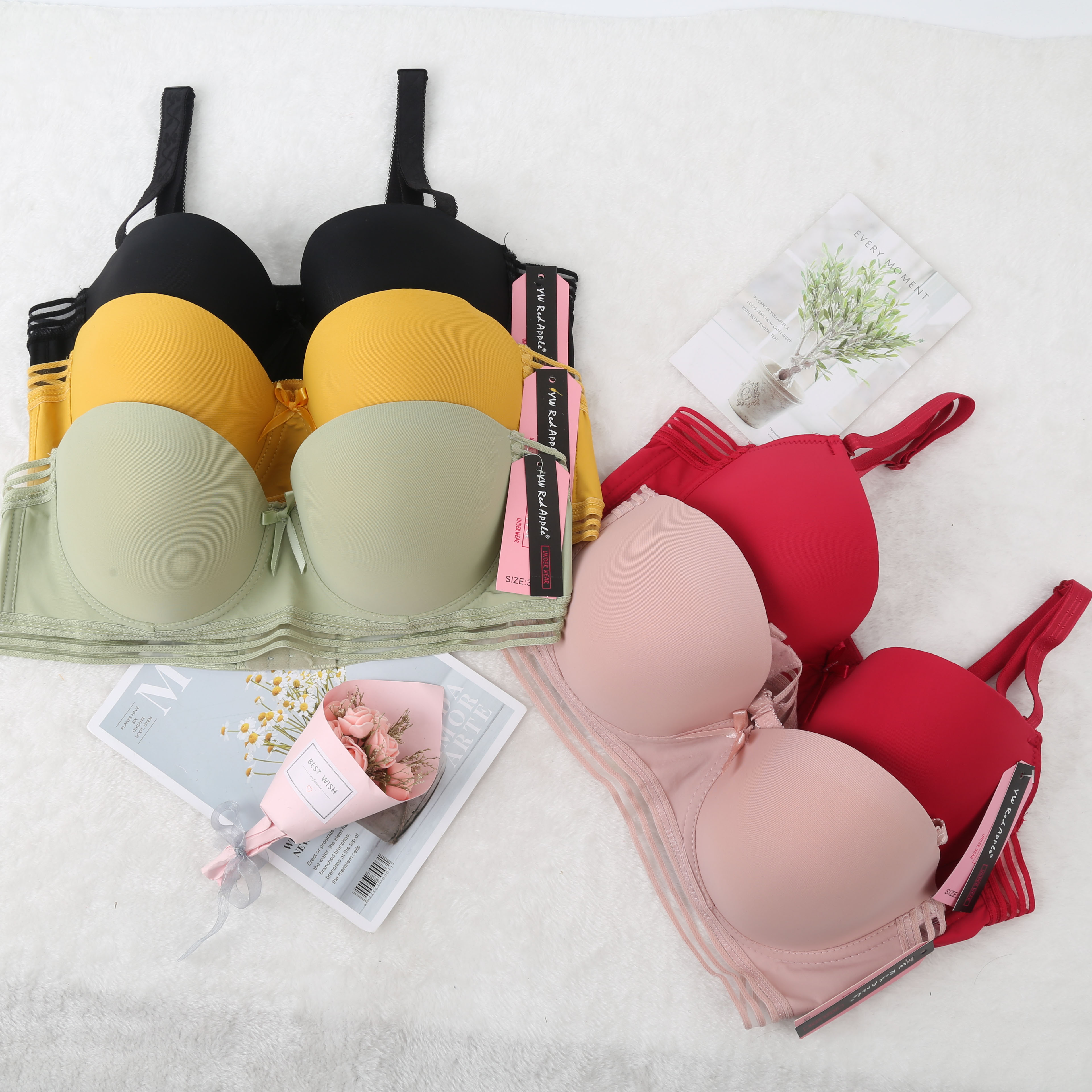 欧美南美聚拢文胸薄款有钢圈光面鱼丝带调整型性感透气胸罩女图