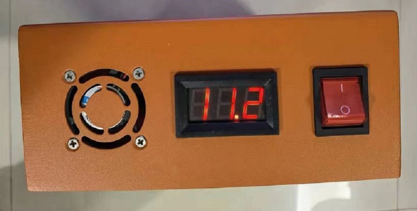 太阳能充电器细节图