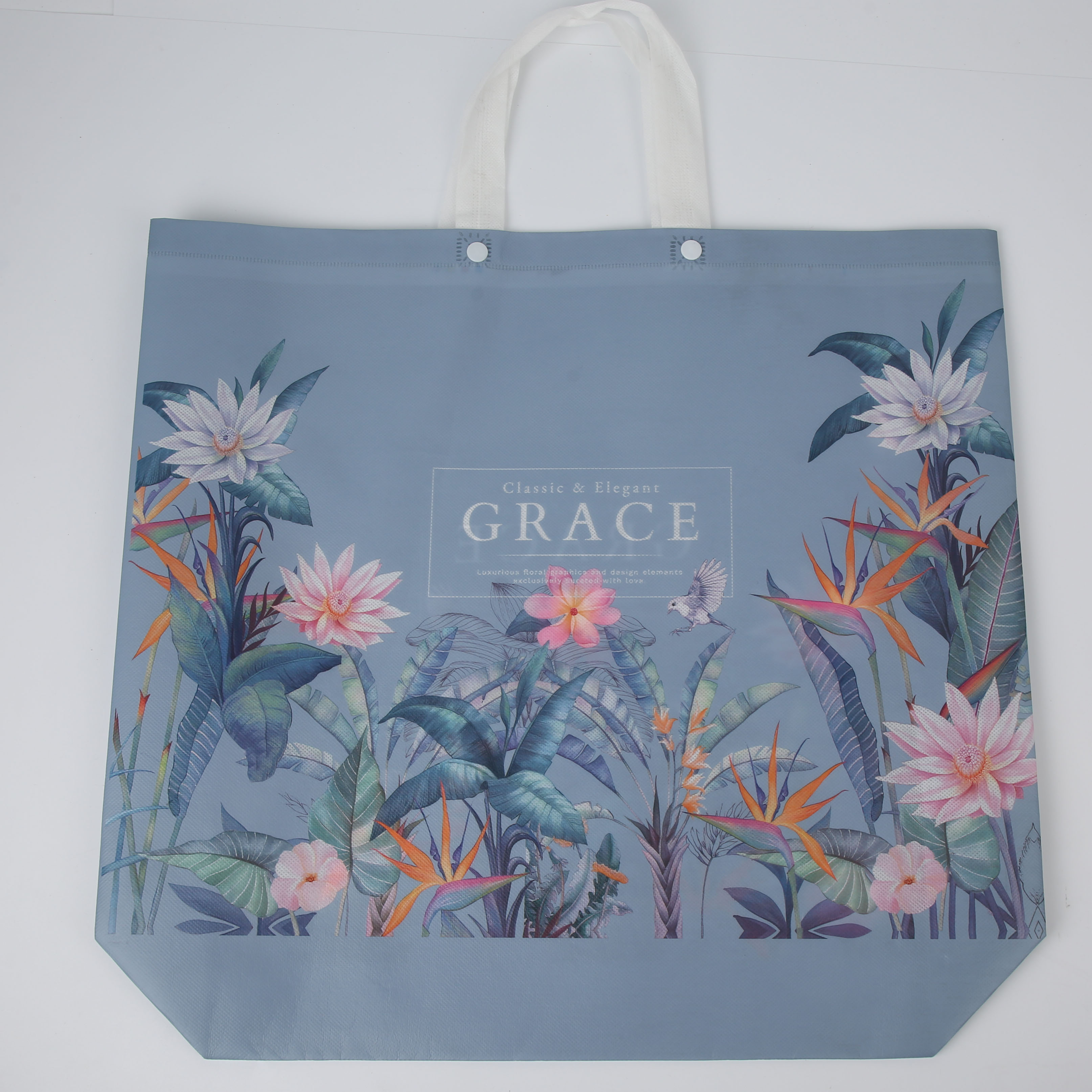 Factory direct sales of handbags, plastic bags and non-woven fabrics in one row for convenient shopping bags details Picture