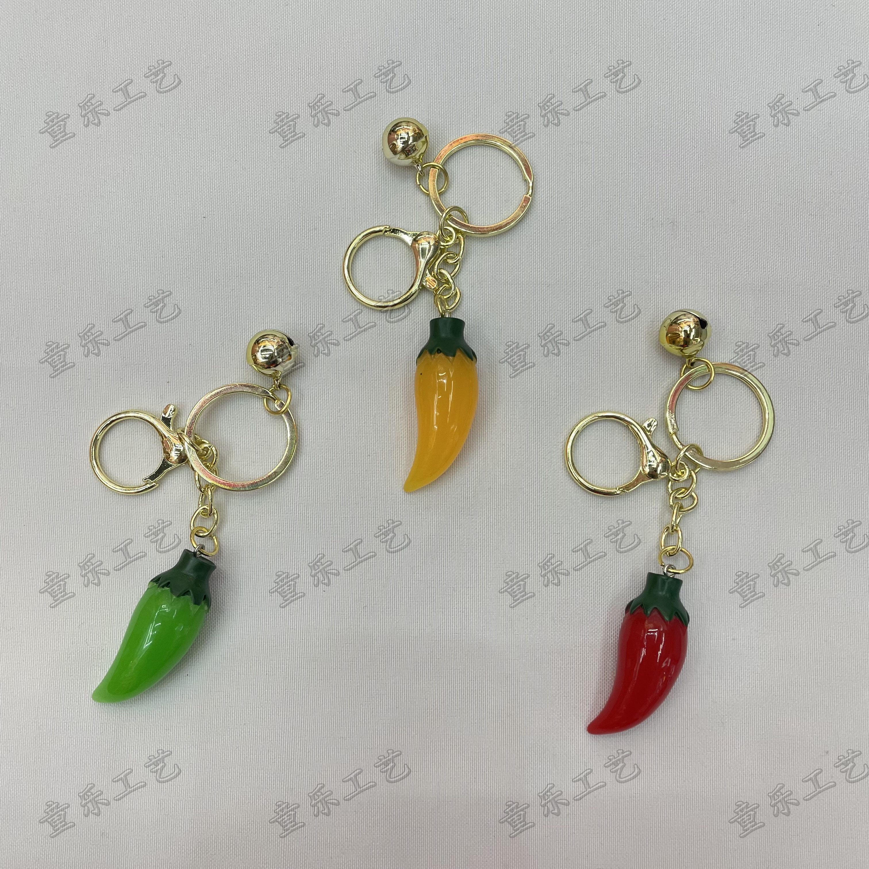 Chili keychain small pendant, creative and personalized car, cute female key chain ring, keychain, schoolbag, mobile phone hanging decoration details Picture