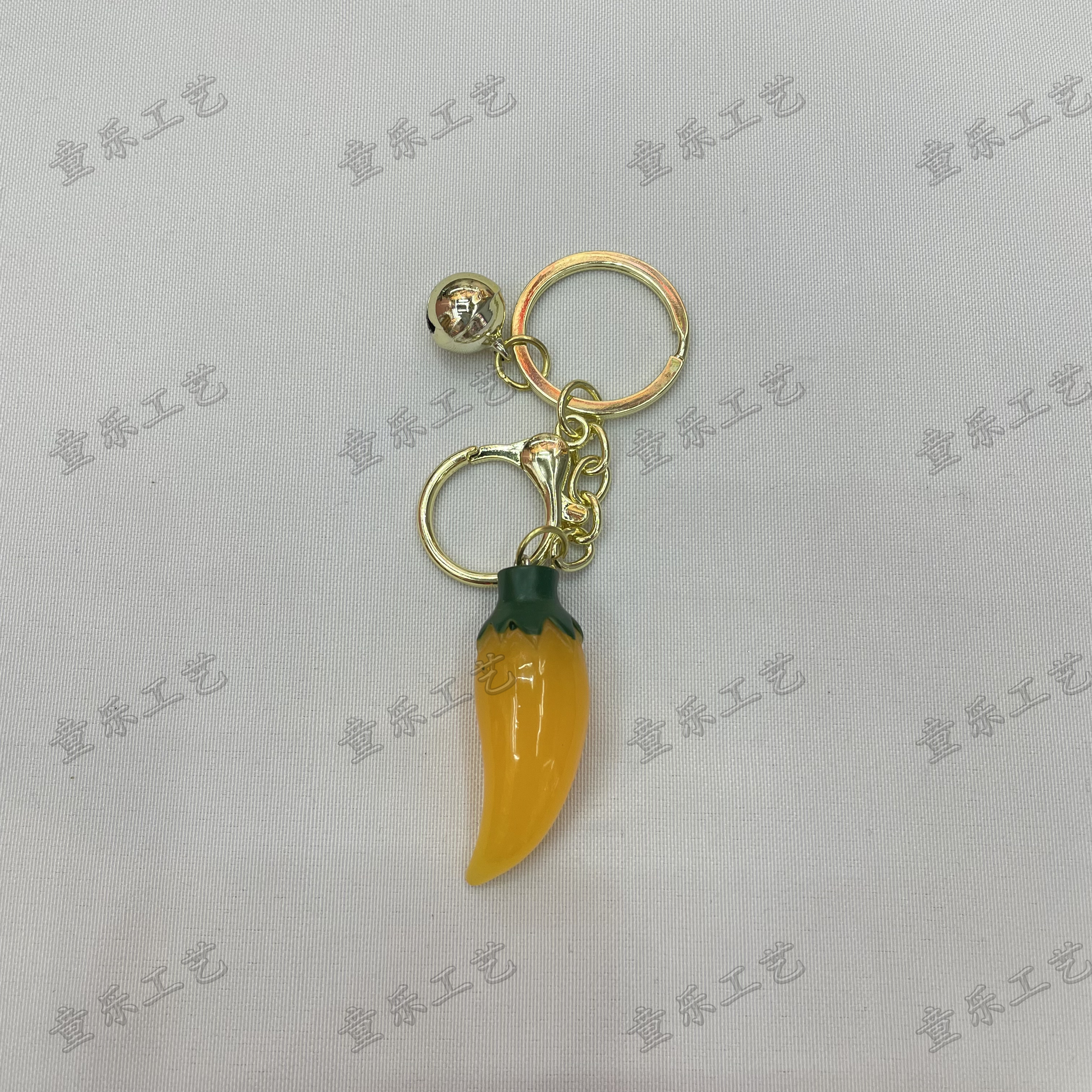 Chili keychain small pendant, creative and personalized car, cute female key chain ring, keychain, schoolbag, mobile phone hanging decoration Item Picture