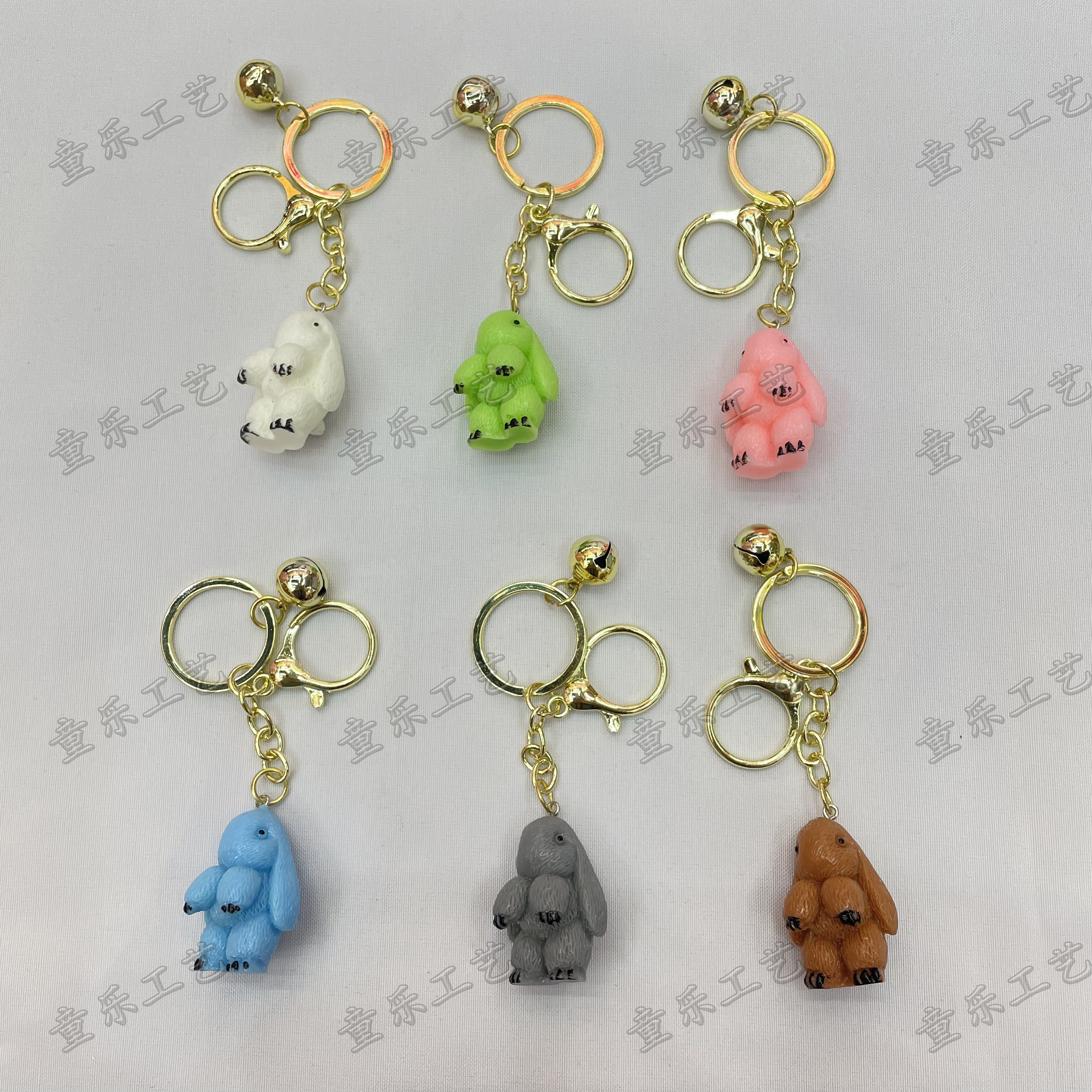 Resin-filled dead rabbit keychain pendant, a popular new and best-selling accessory, a little rabbit accessory