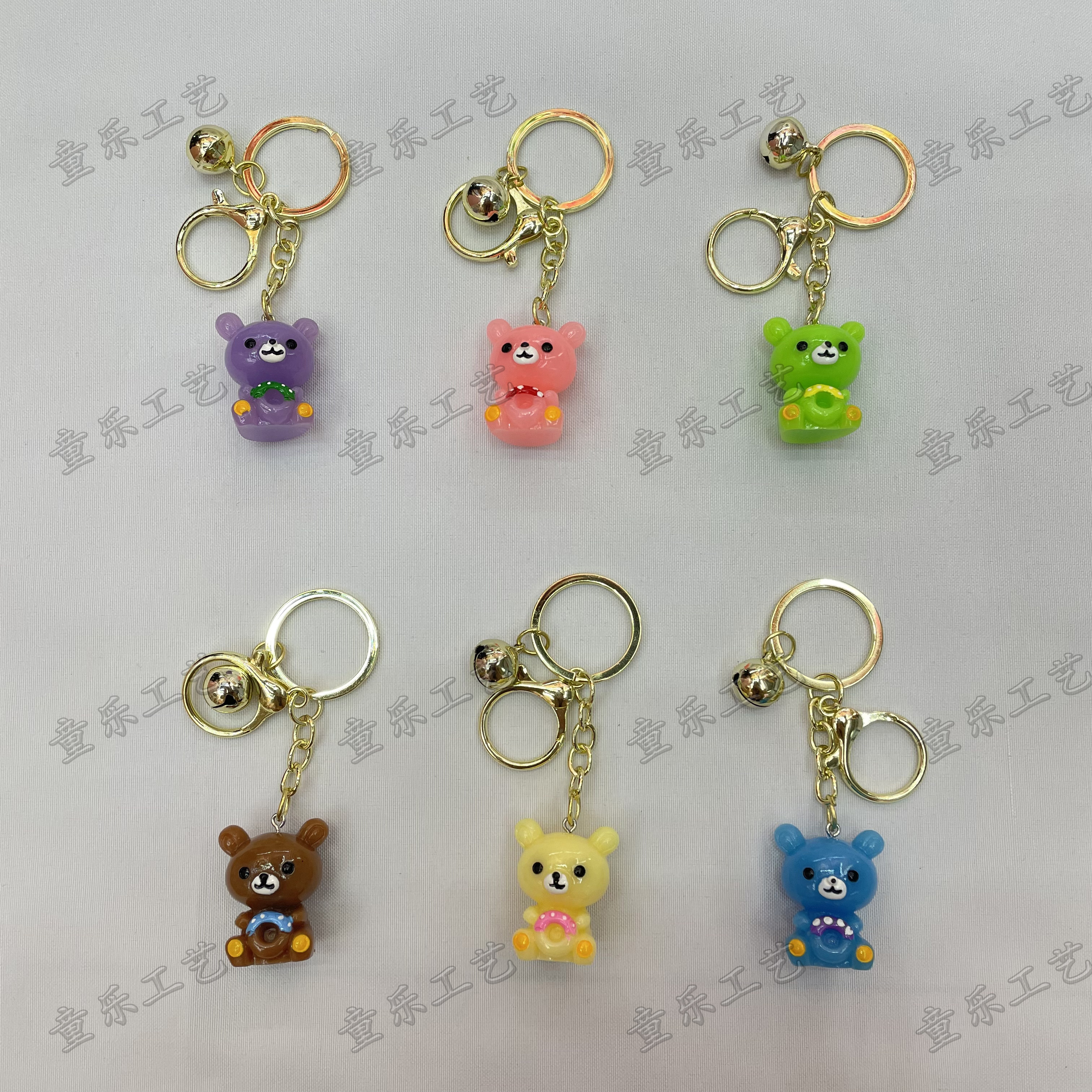 Cartoon cute bear keychain, creative men's and women's car bag key chain ring pendant