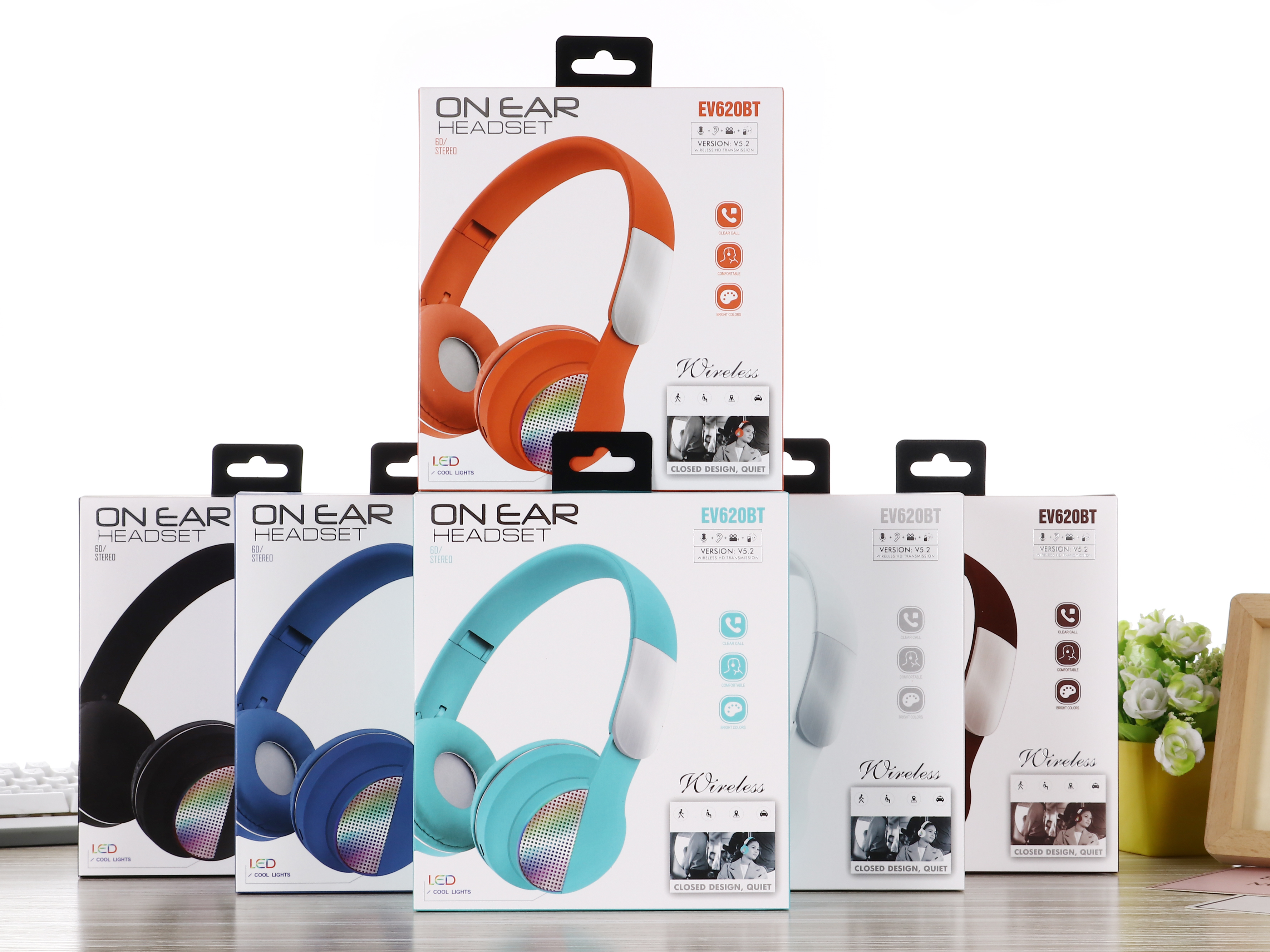 EV620BT over-ear Bluetooth headphones, light-emitting headphones, card insertion, audio recording Specification image