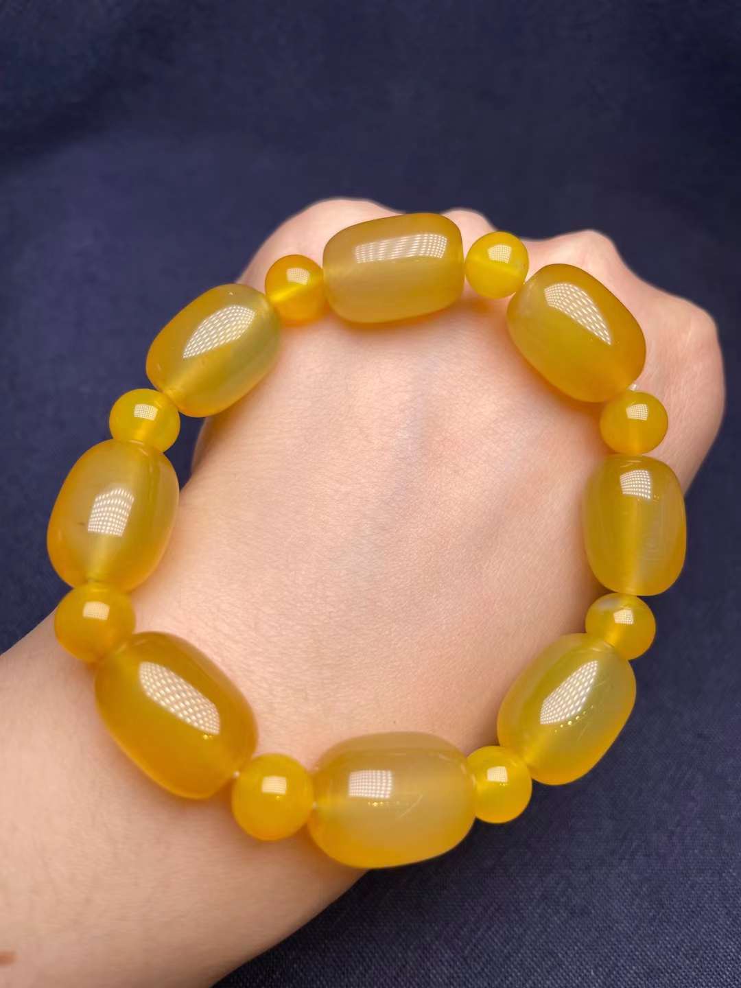 Buddhist Bead Connection Fashion Agate Bracelet, Crystal Cultural Play bracelet, Star and Moon Bodhi 18-seed Buddhist Bead bracelet, unisexual bracelet, XX brand, XX model, barrel style details Picture