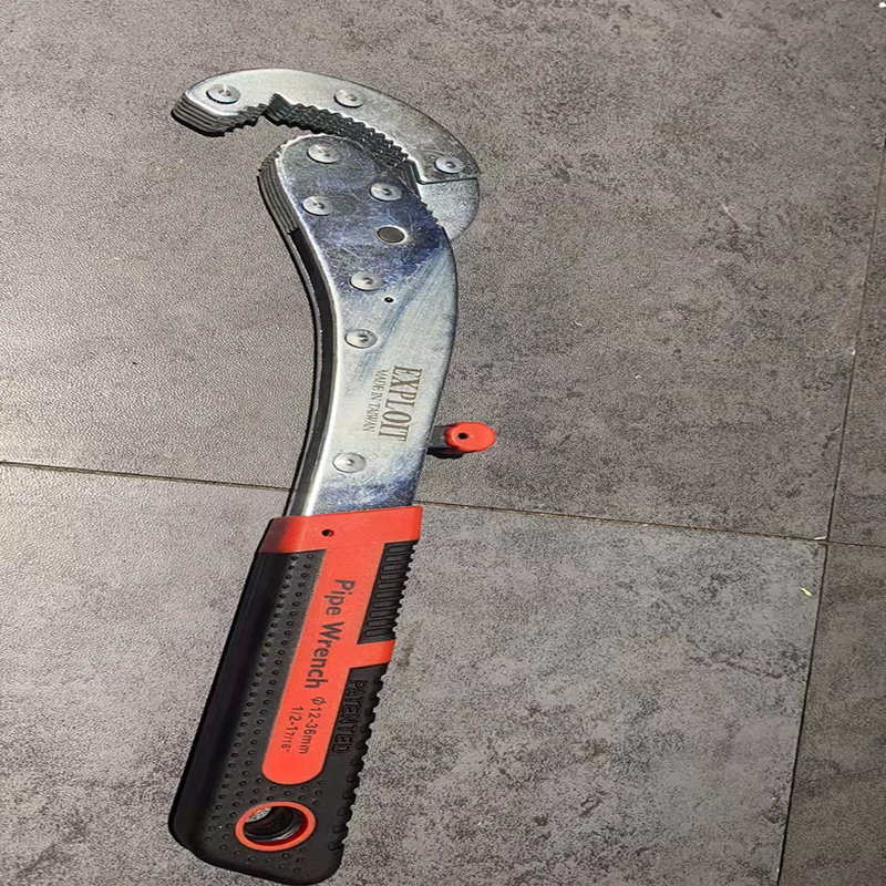 多功能扳手/CR-V/铬钒钢产品图