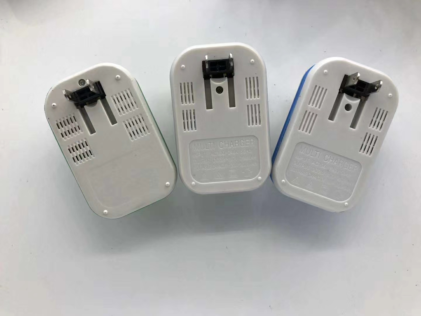 数码充电器实物图