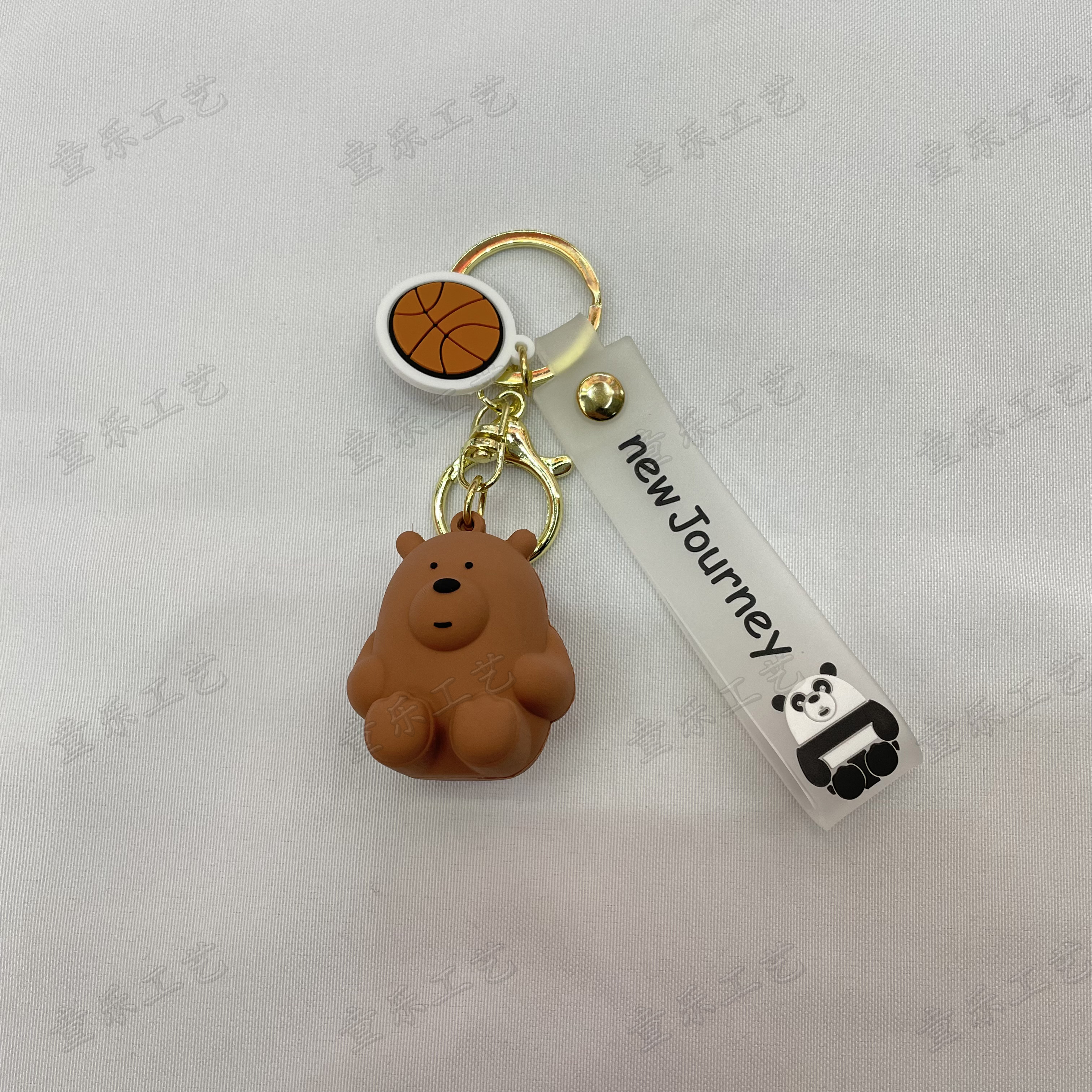 Cartoon keychains, popular sitting bear, cute and cute creative keychains, car bag pendants, mobile phone pendants Item Picture
