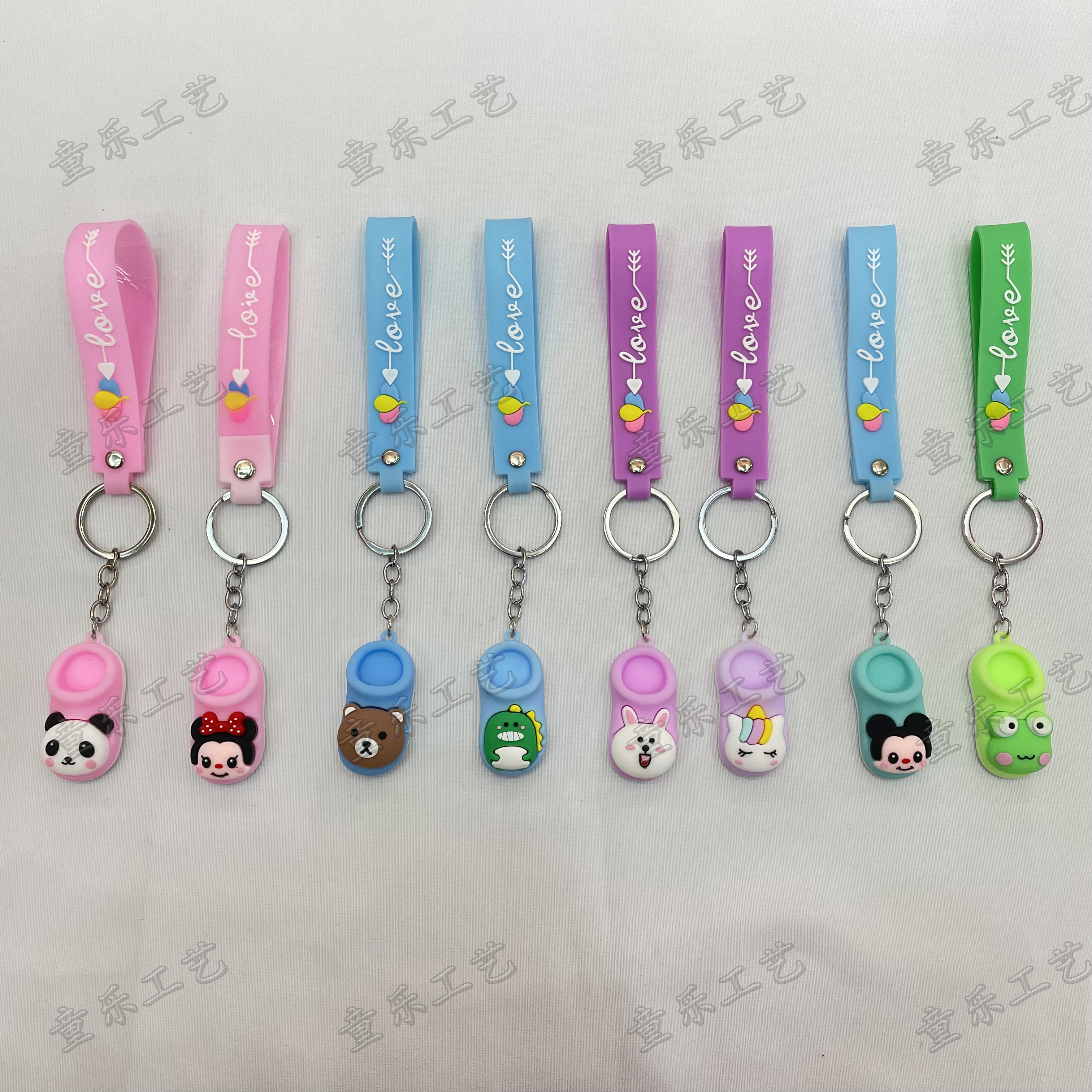 Cartoon cute animal slippers, keychains, car key pendants, creative keychains, bag pendants, mobile phone pendants