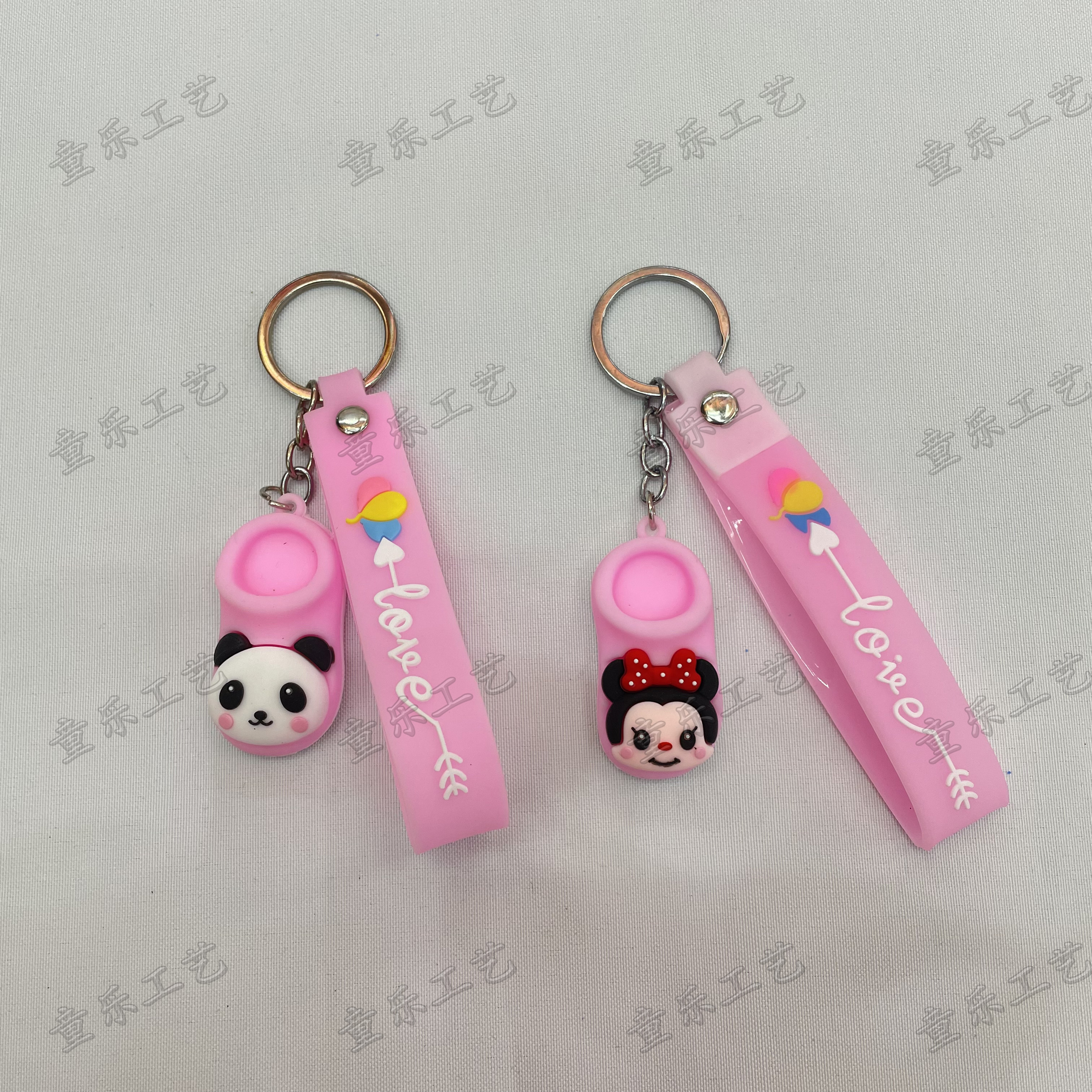 Cartoon cute animal slippers, keychains, car key pendants, creative keychains, bag pendants, mobile phone pendants Item Picture
