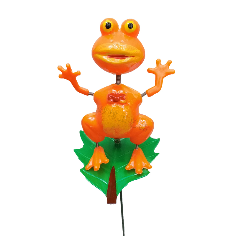 Rural and pastoral leaves, frog flower arrangements, garden decorations, ground arrangements, courtyard decorations, decorative handicrafts details Picture