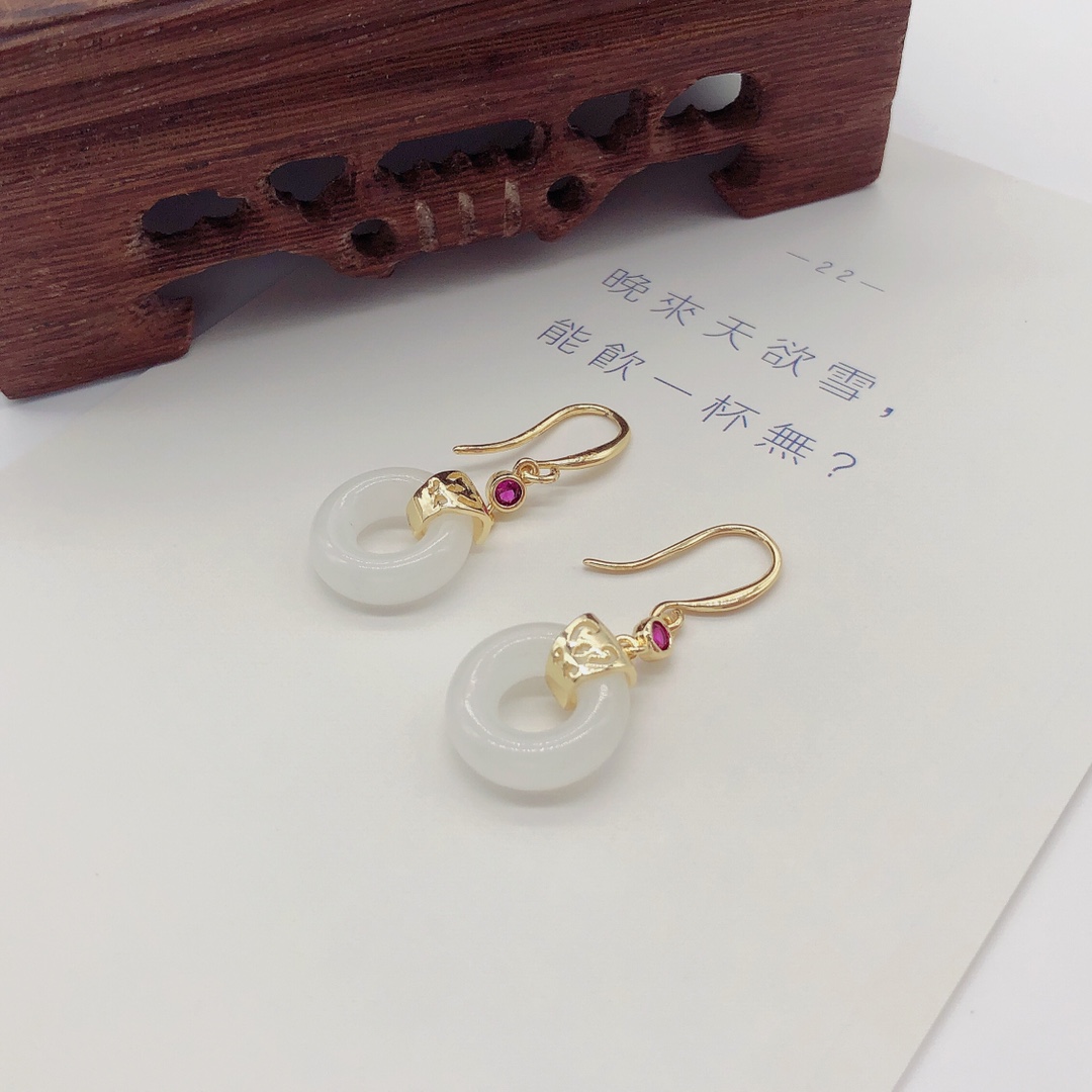 国风和田白玉耳环