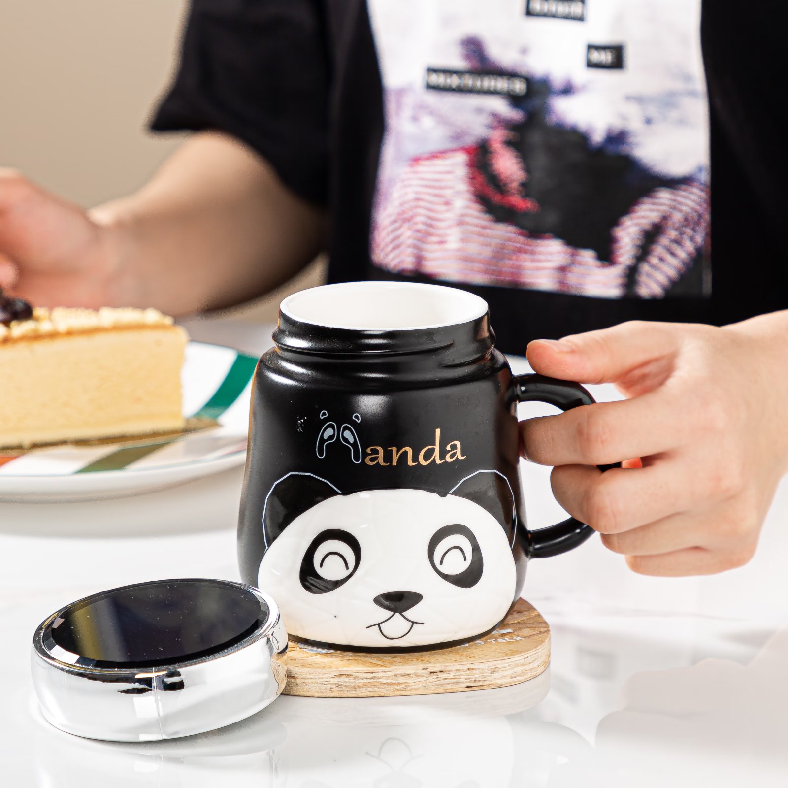 创意 /色釉/立体产品图