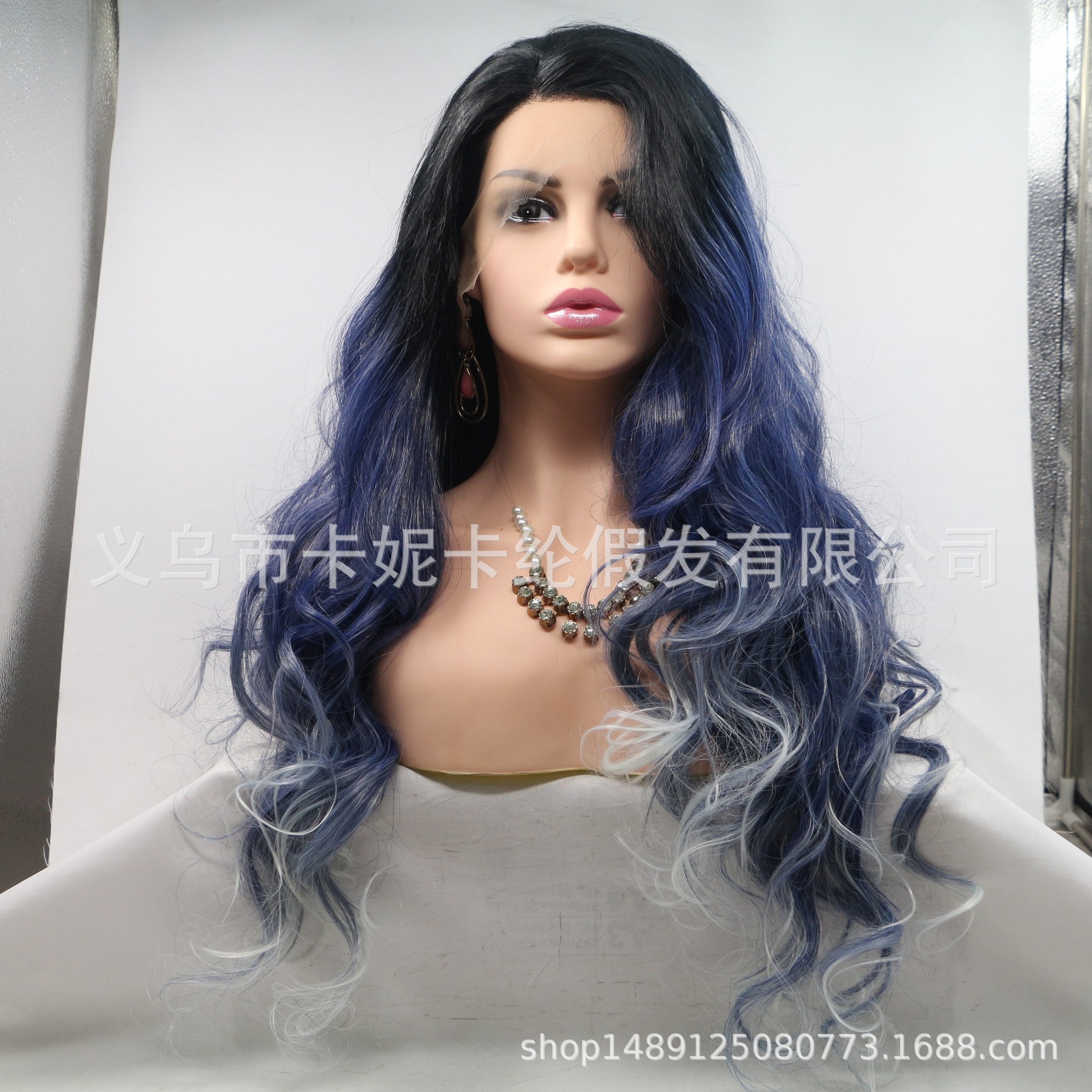 Front lace synthetic fiber wig, European and American women's small and long curly hair, gradient T color one-piece hair replacement