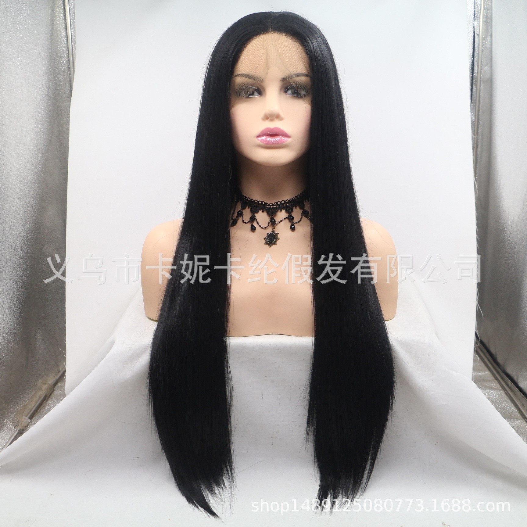 Creative new front lace synthetic fiber wigs are fashionable and fluffy new products Specification image