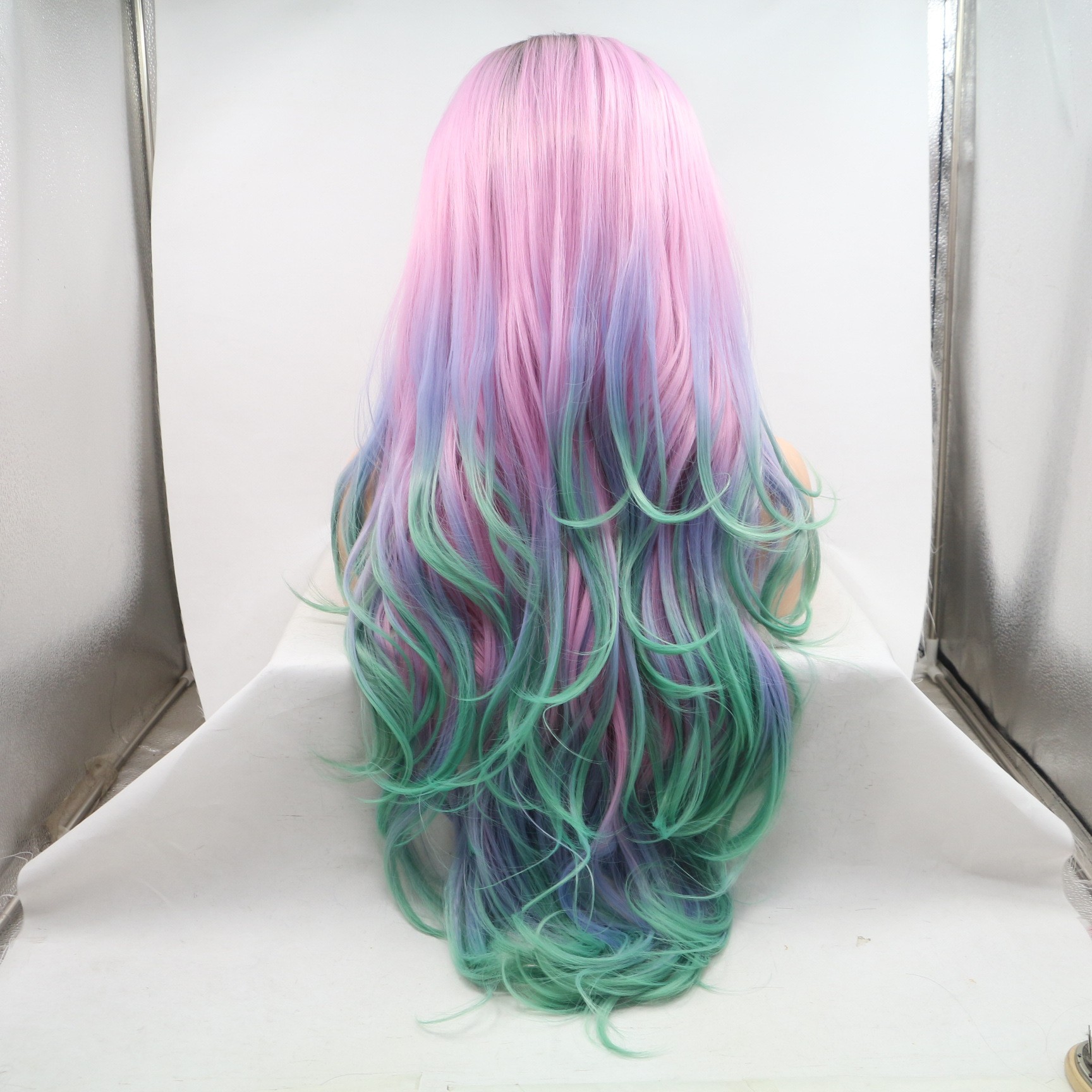 شعر مستعار New LOOK، ألياف كيميائية ملونة ذات شعر مستعار Specification image