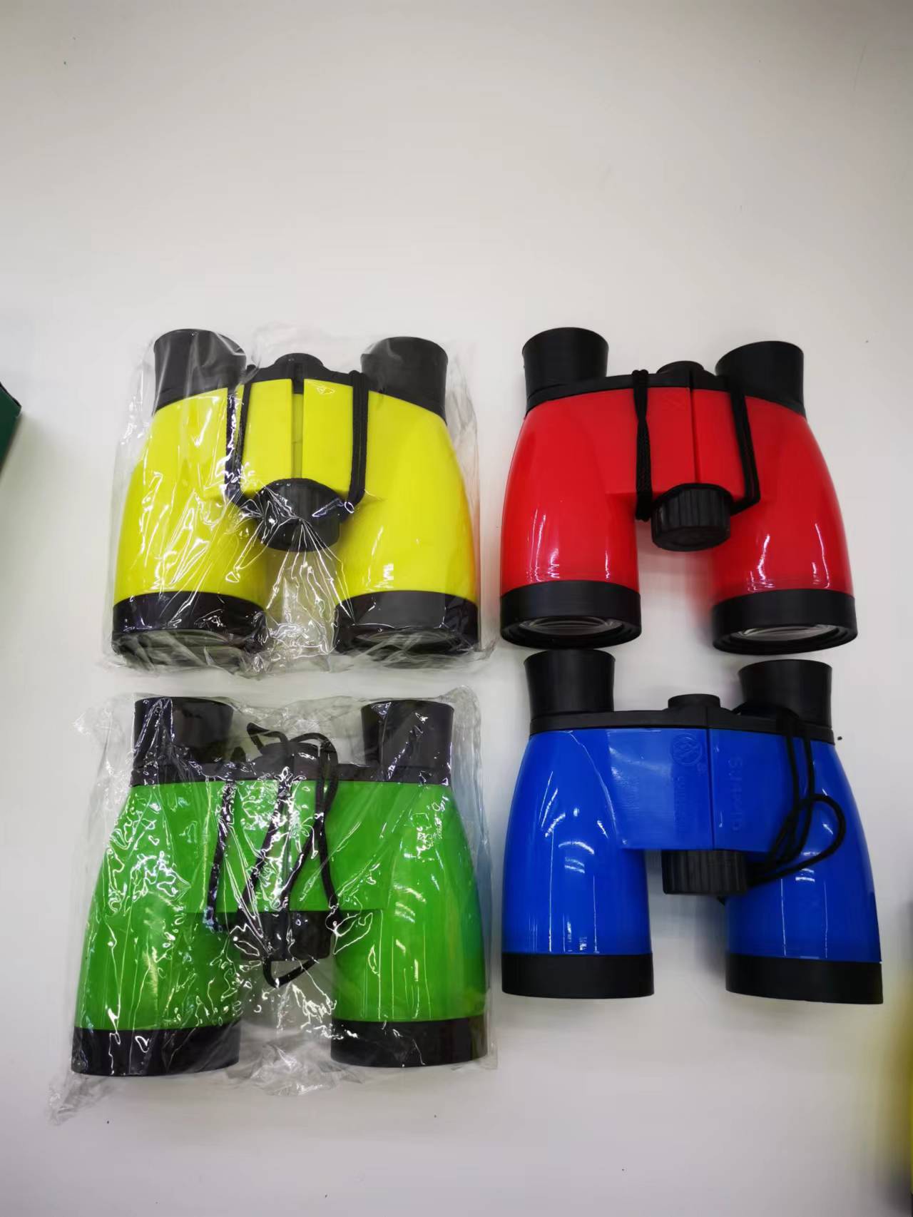 Small color 4*46 binoculars, small portable high-definition high-magnification mini binoculars, girls' miniature outdoor goggles, boys' toys
