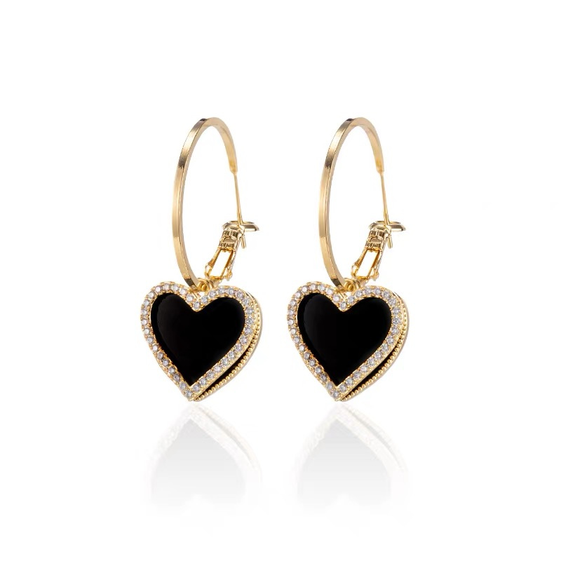 Dingxin Accessories Earrings 9120026, a popular new product in foreign trade, offers fashionable metal earrings with a European and American style. Wholesale supply from the manufacturer Item Picture