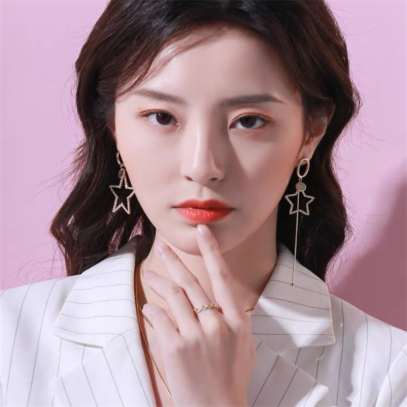 Dingxin Jewelry Earrings 9120037, a popular new product in foreign trade, offers fashionable metal earrings with a European and American style. Wholesale supply from the manufacturer Specification image