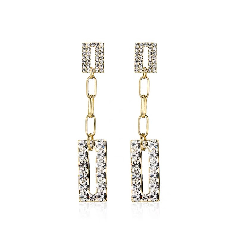 Dingxin Jewelry Earrings 9120044, a popular new product in foreign trade, offers fashionable metal earrings with a European and American style. Wholesale supply from the manufacturer Item Picture