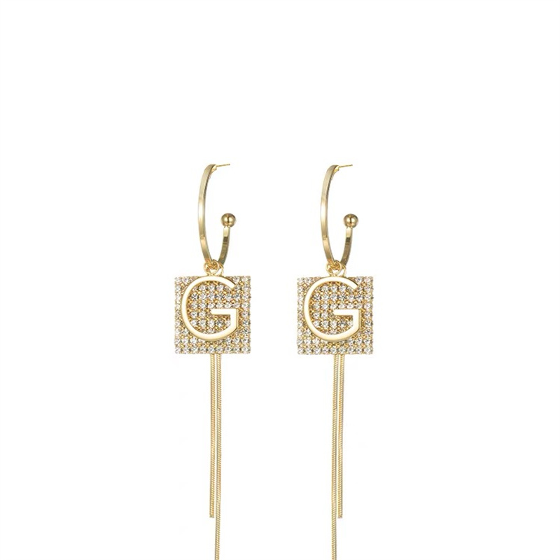 Dingxin Jewelry Earrings 9120072, a popular new product in foreign trade, offers fashionable metal earrings with a European and American style. Wholesale supply from the manufacturer Item Picture