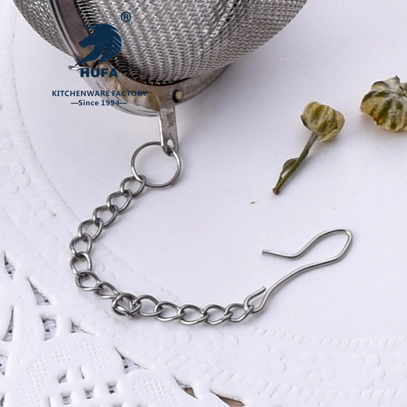 Tea strainer, tea maker, heart-shaped chain stainless steel tea tater/tea strainer/flavor filter, stainless steel tea strainer, stainless steel kitchen small tools, stainless steel seasoning tea balls, seasoning balls, kitchenware Item Picture
